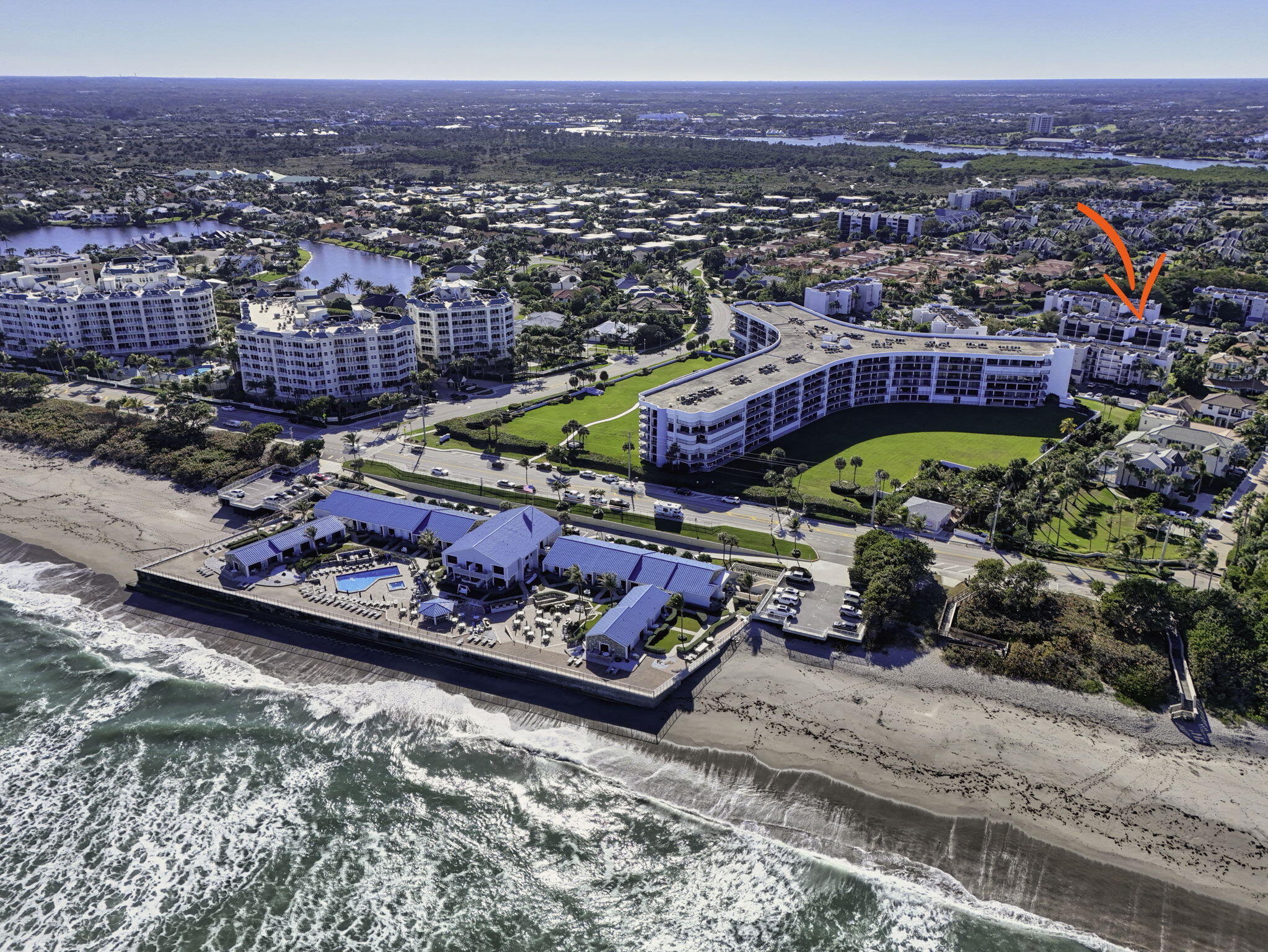 SEA RISE COND DECL FILED 9-21-81 - Residential