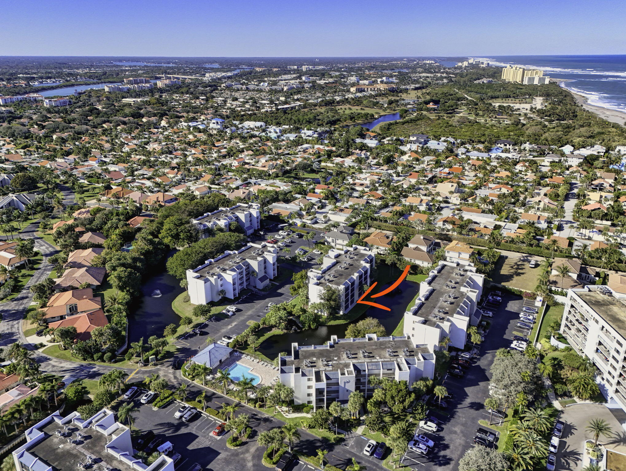 SEA RISE COND DECL FILED 9-21-81 - Residential