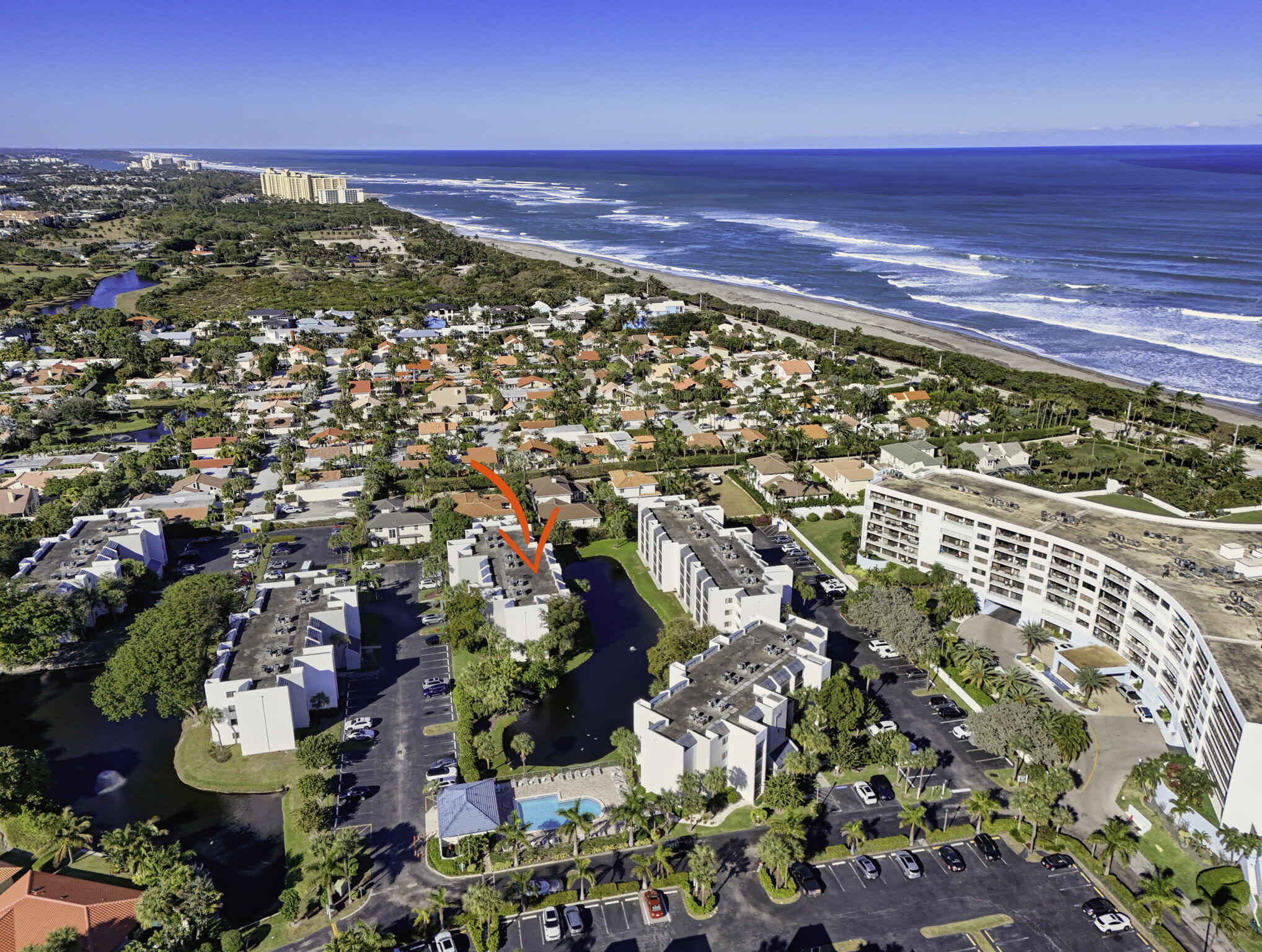 SEA RISE COND DECL FILED 9-21-81 - Residential