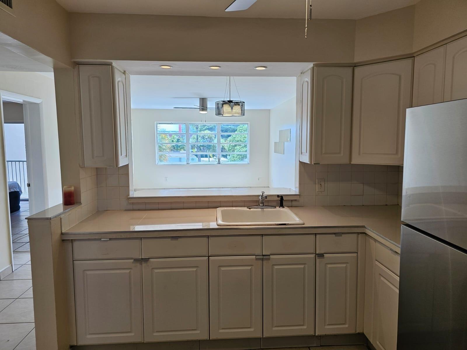 SIXTH HORIZONS CONDO - Residential Lease