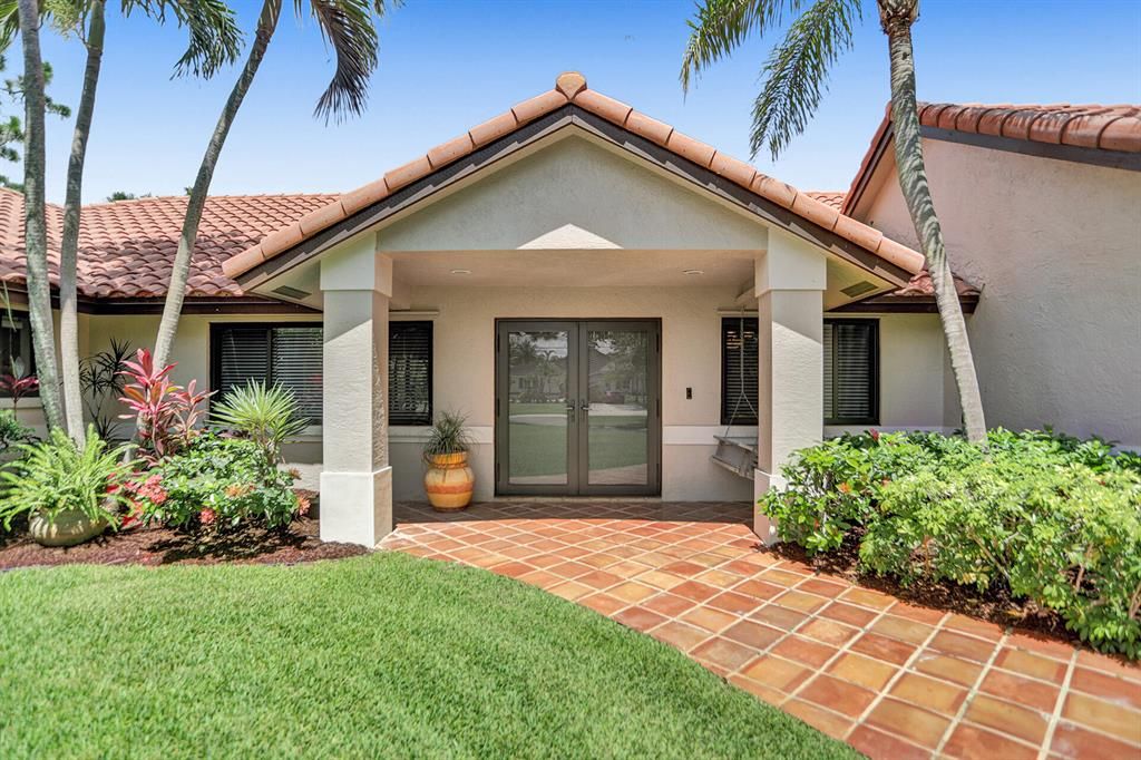 Photo of 6386 NW 65th Terrace Ter, Parkland, FL 33067 (MLS # R10815093)