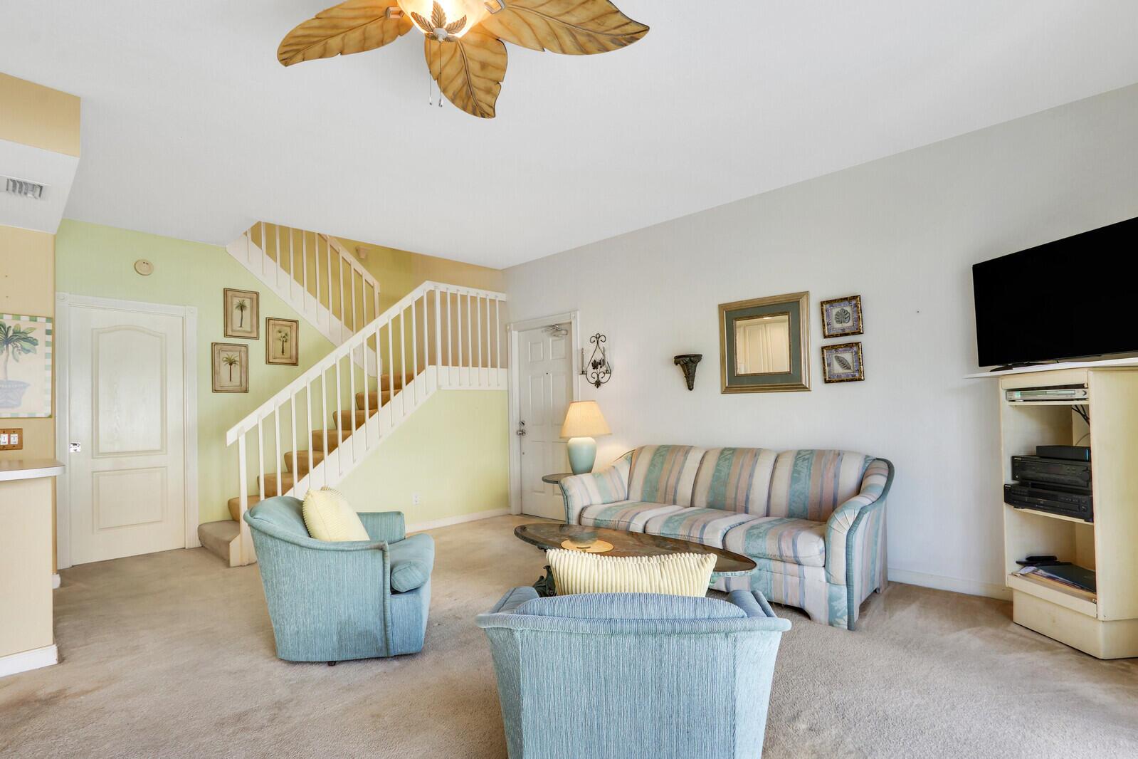 Tequesta Oaks - Residential
