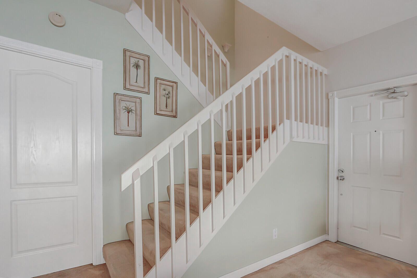 Tequesta Oaks - Residential