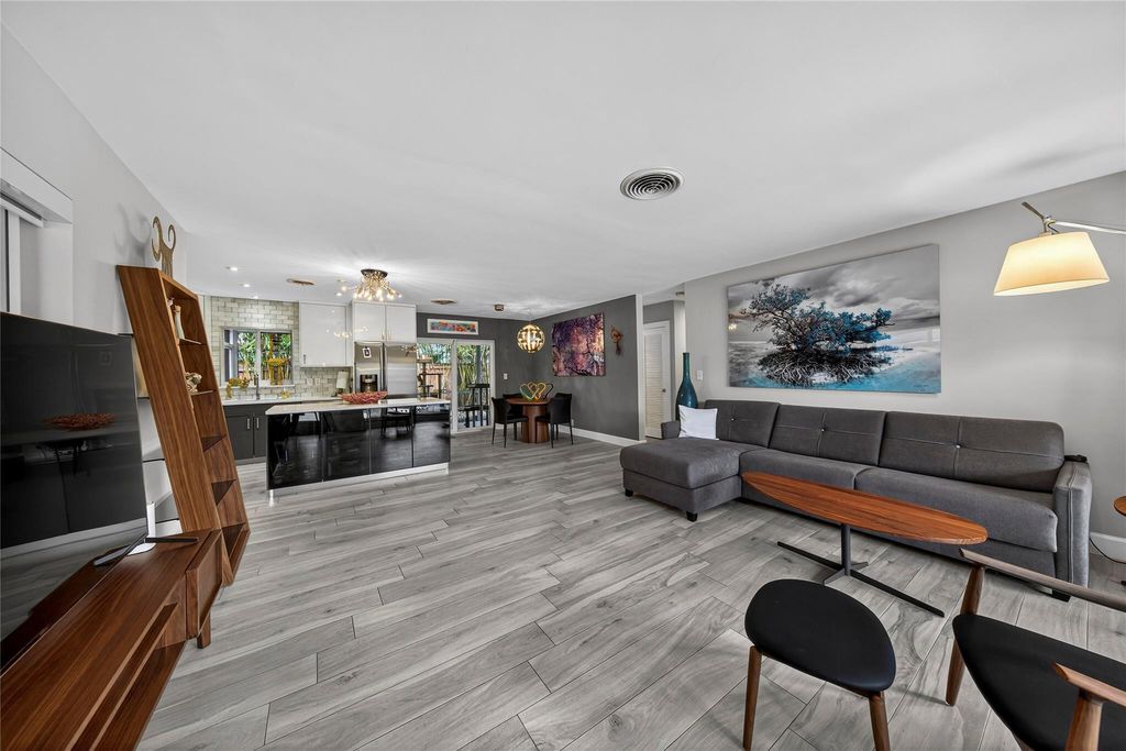 Photo of 1499 NE 39th Street, Oakland Park, FL 33334 (MLS # F10550561)