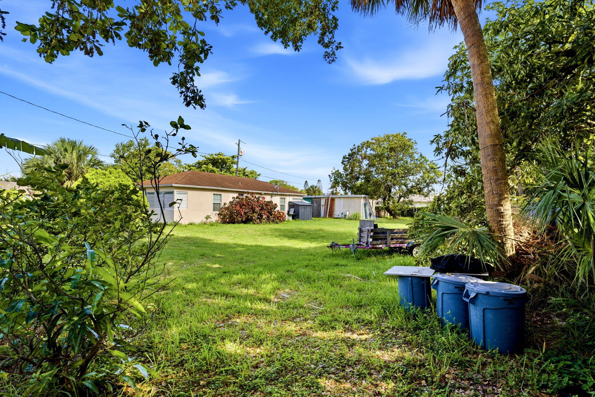 823 Doctor Martin Luther King Junior Boulevard 823