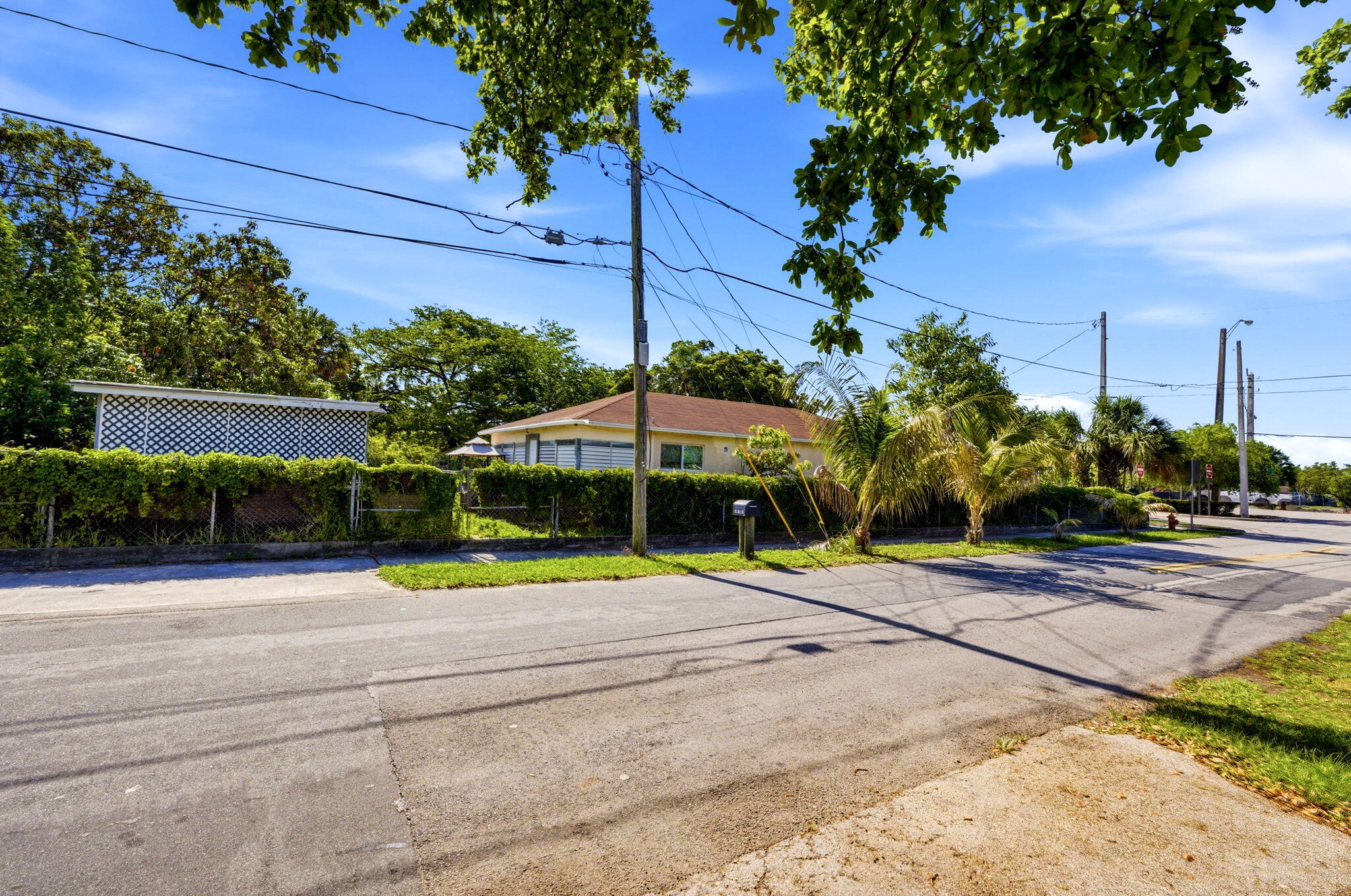 823 Doctor Martin Luther King Junior Boulevard 823, Pompano Beach FL 33060