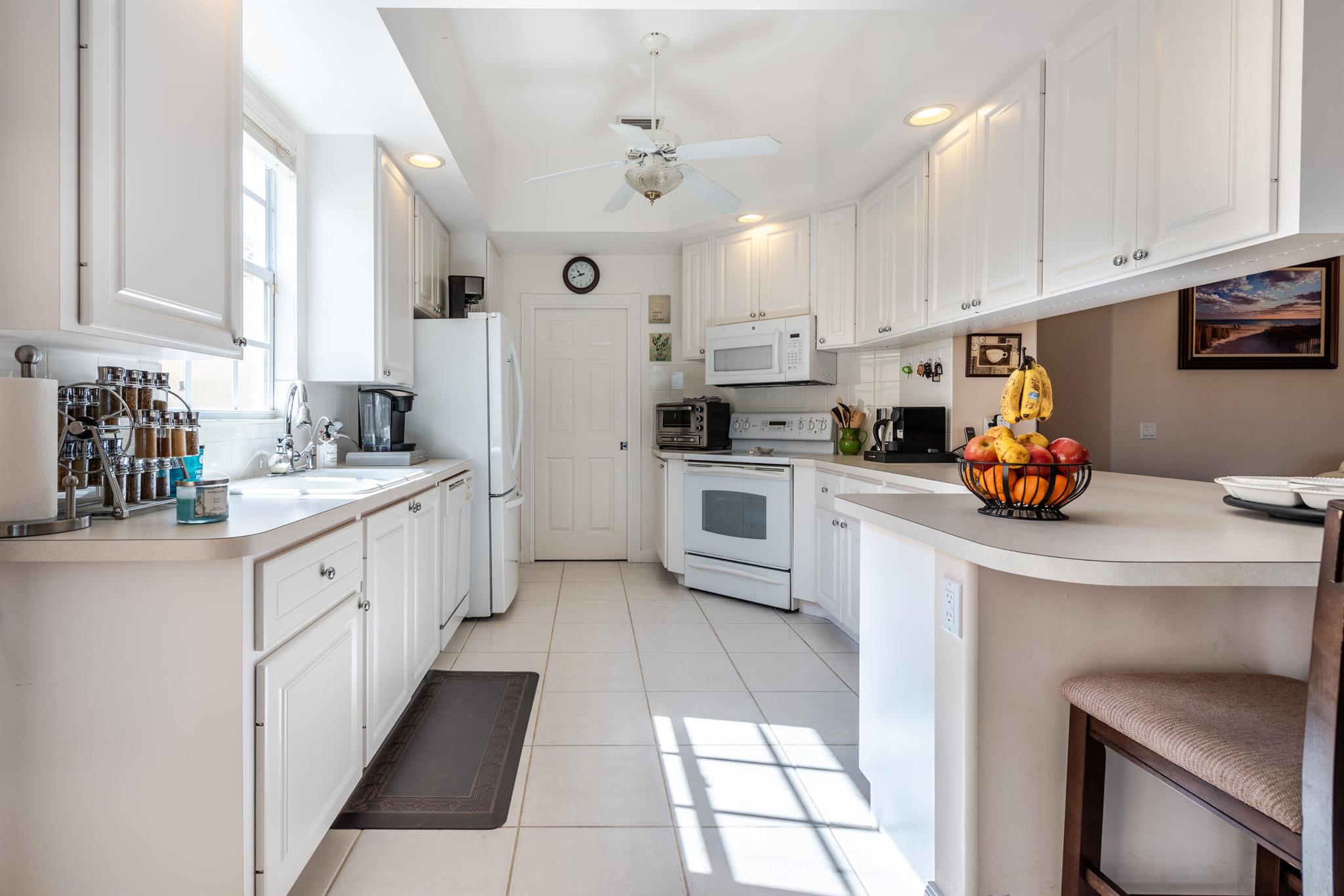 VILLAGEWALK OF WELLINGTON - Residential Lease