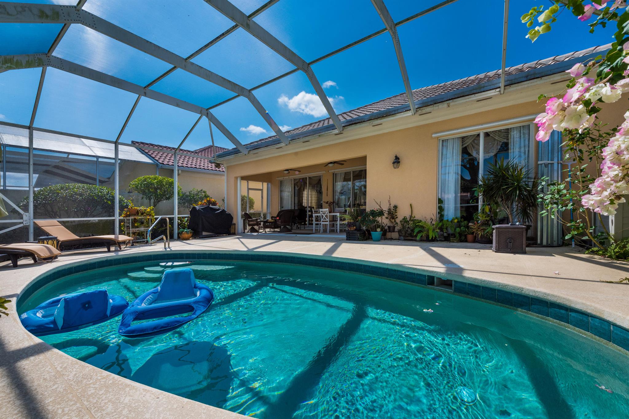 VILLAGEWALK OF WELLINGTON - Residential Lease