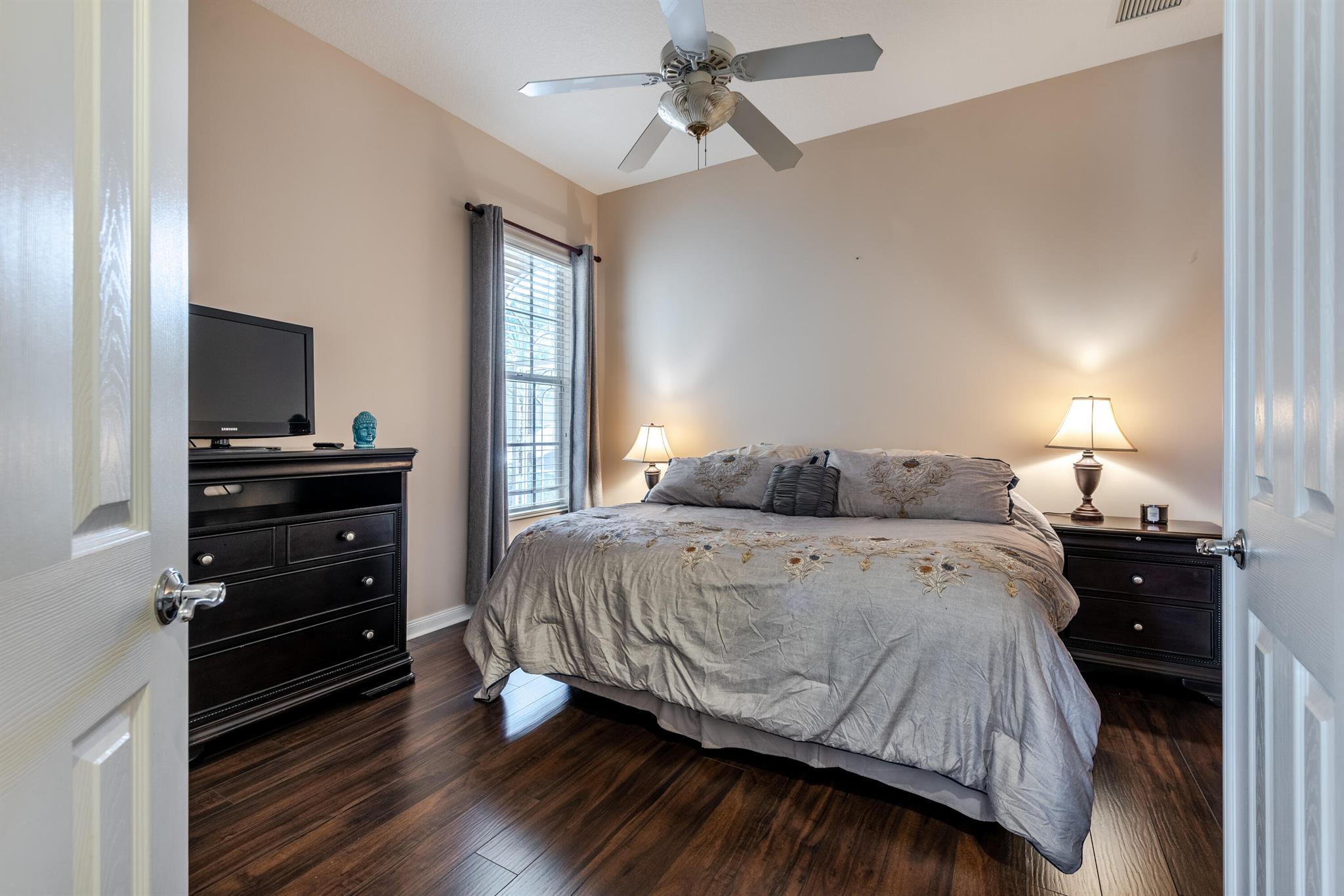 VILLAGEWALK OF WELLINGTON - Residential Lease