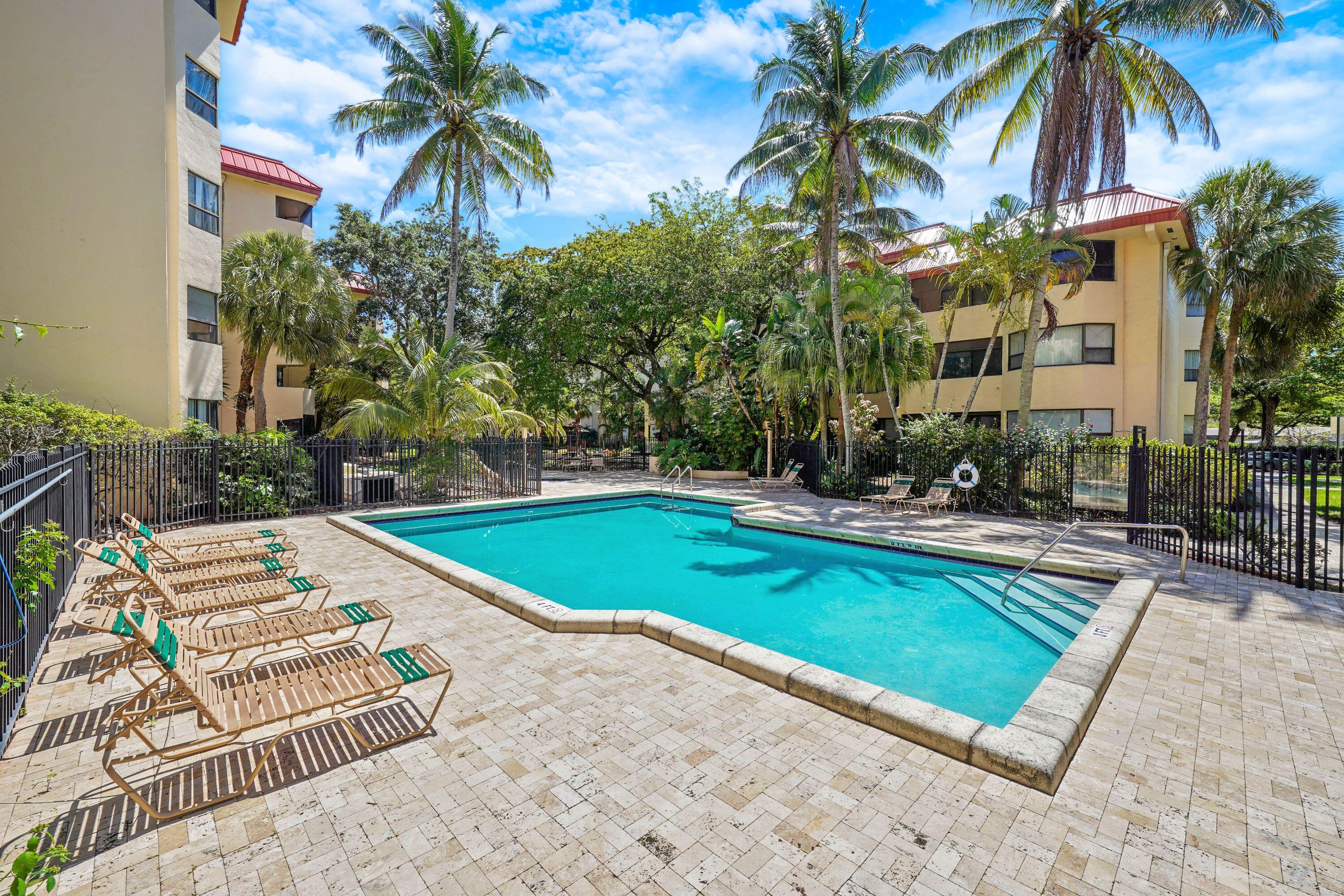 PLANTATION FOREST CONDO - Residential