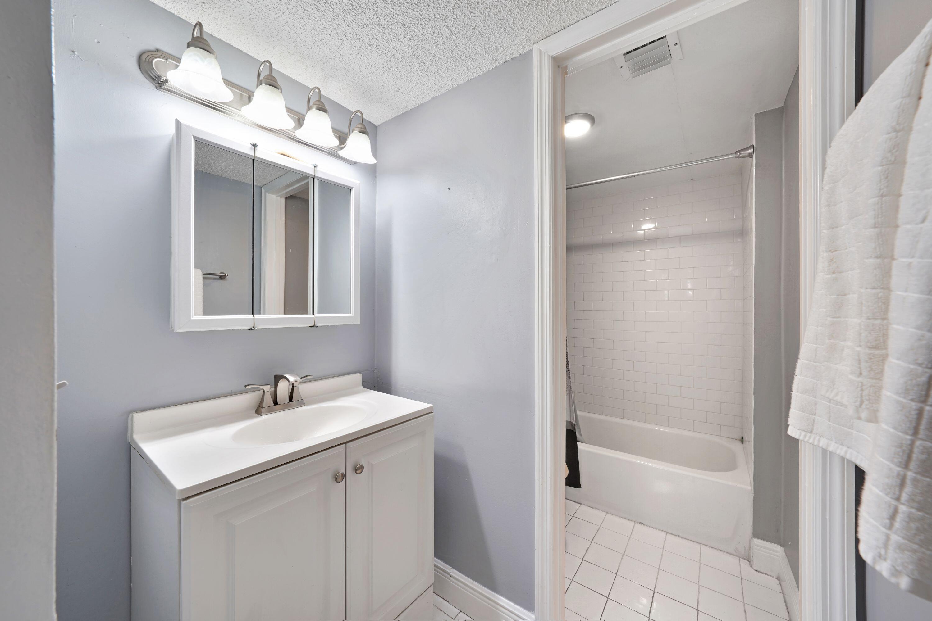 PLANTATION FOREST CONDO - Residential