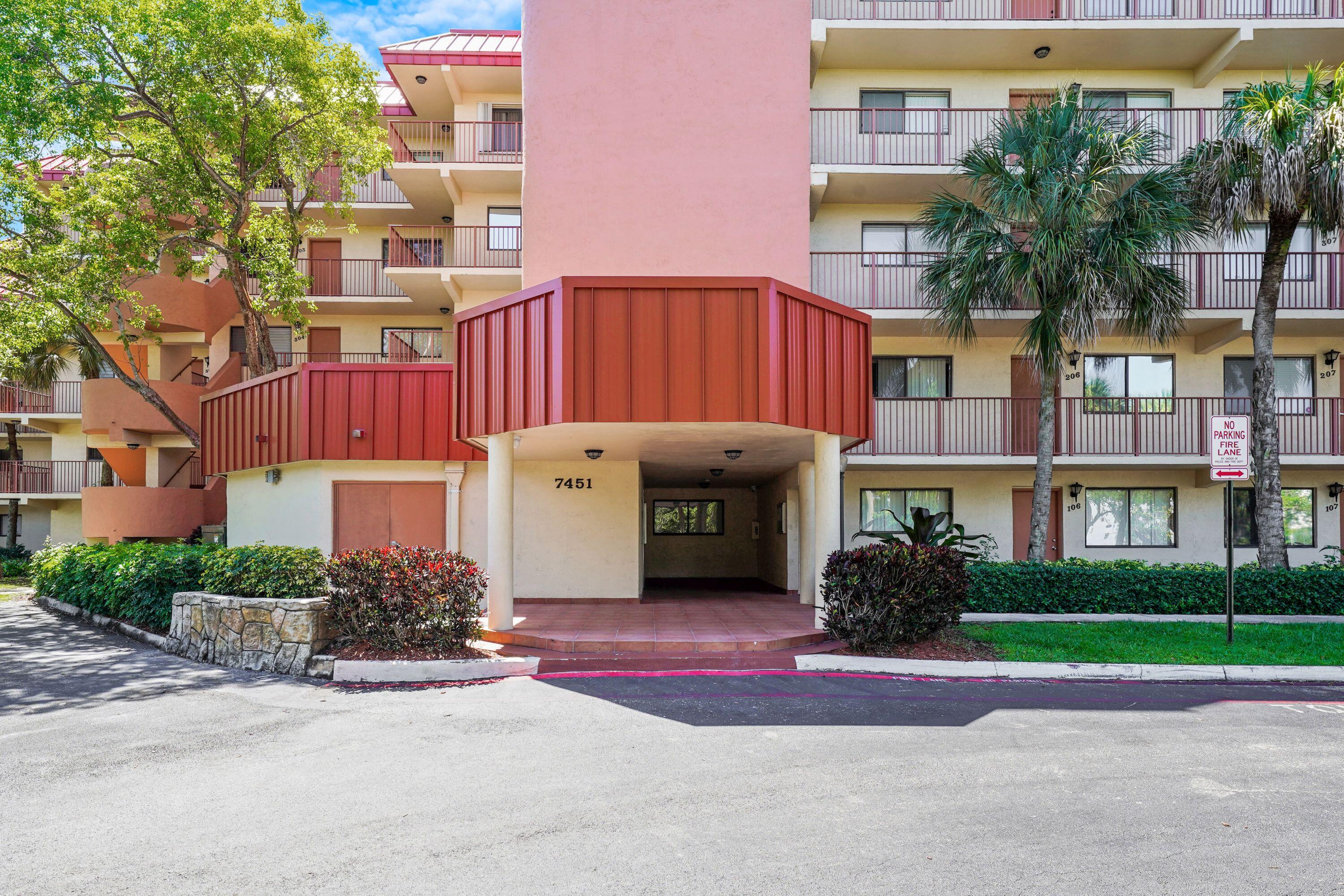 PLANTATION FOREST CONDO - Residential