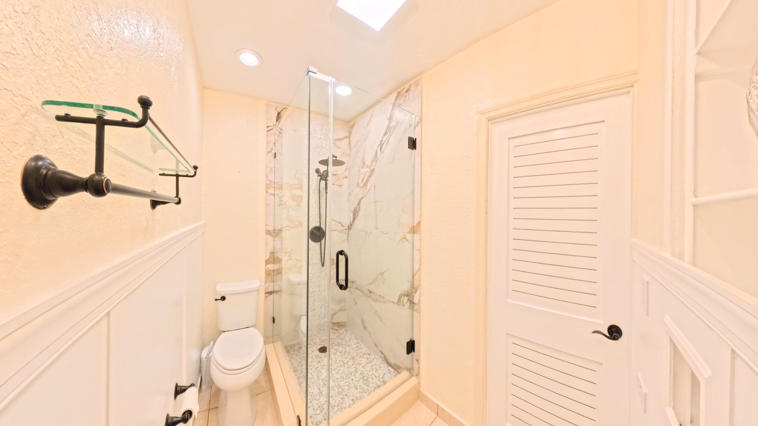 LAUREL HILLS BOYNTON BEACH - Residential Income