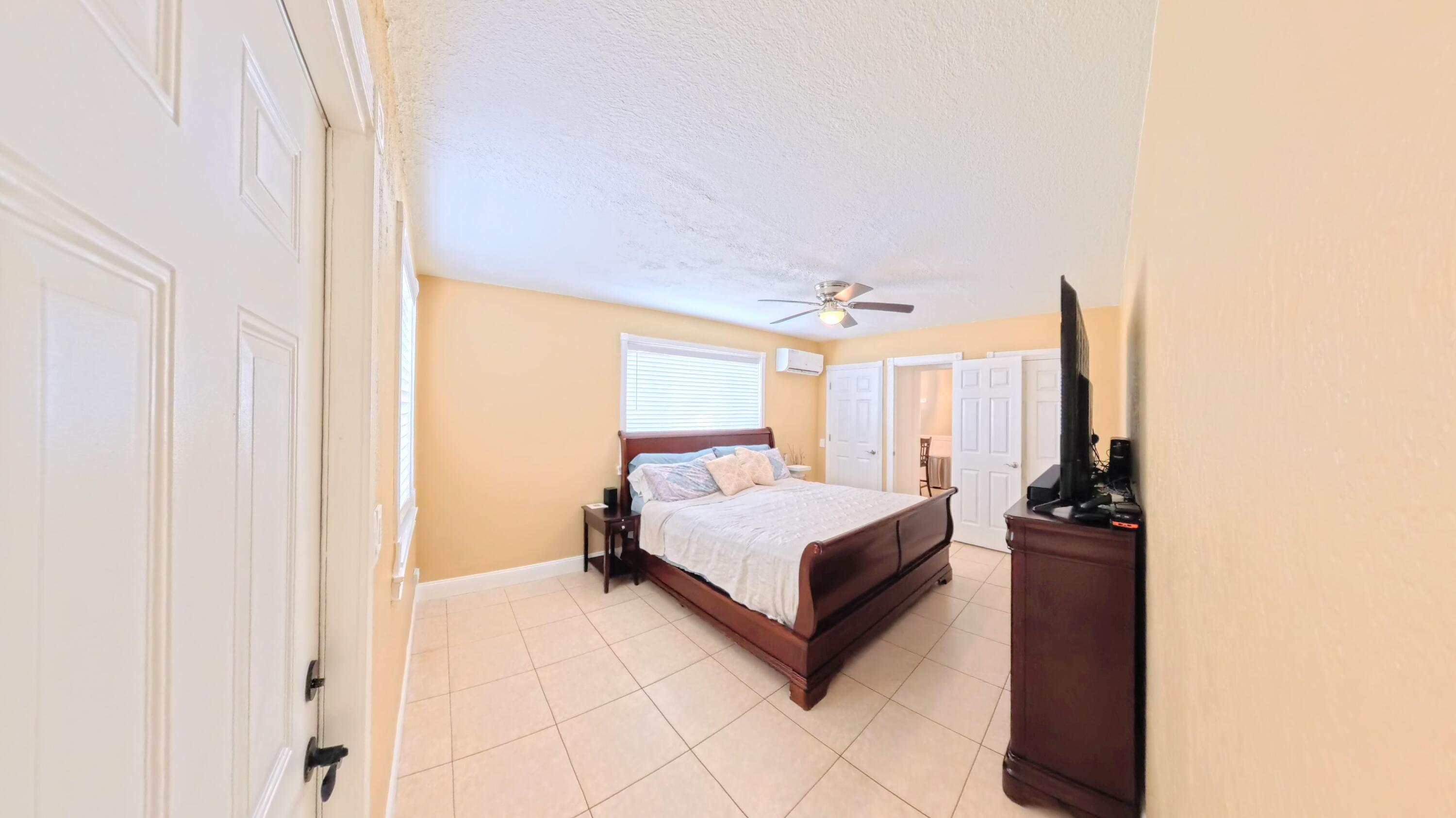 LAUREL HILLS BOYNTON BEACH - Residential Income