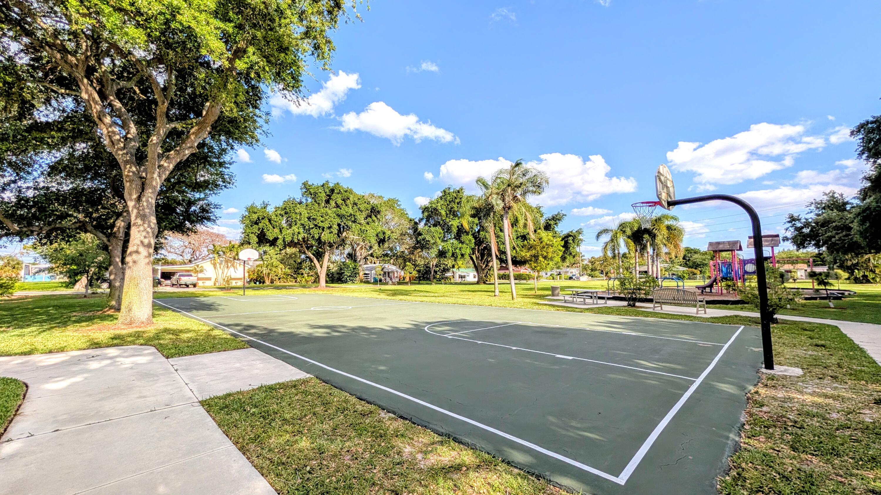 LAUREL HILLS BOYNTON BEACH - Residential Income