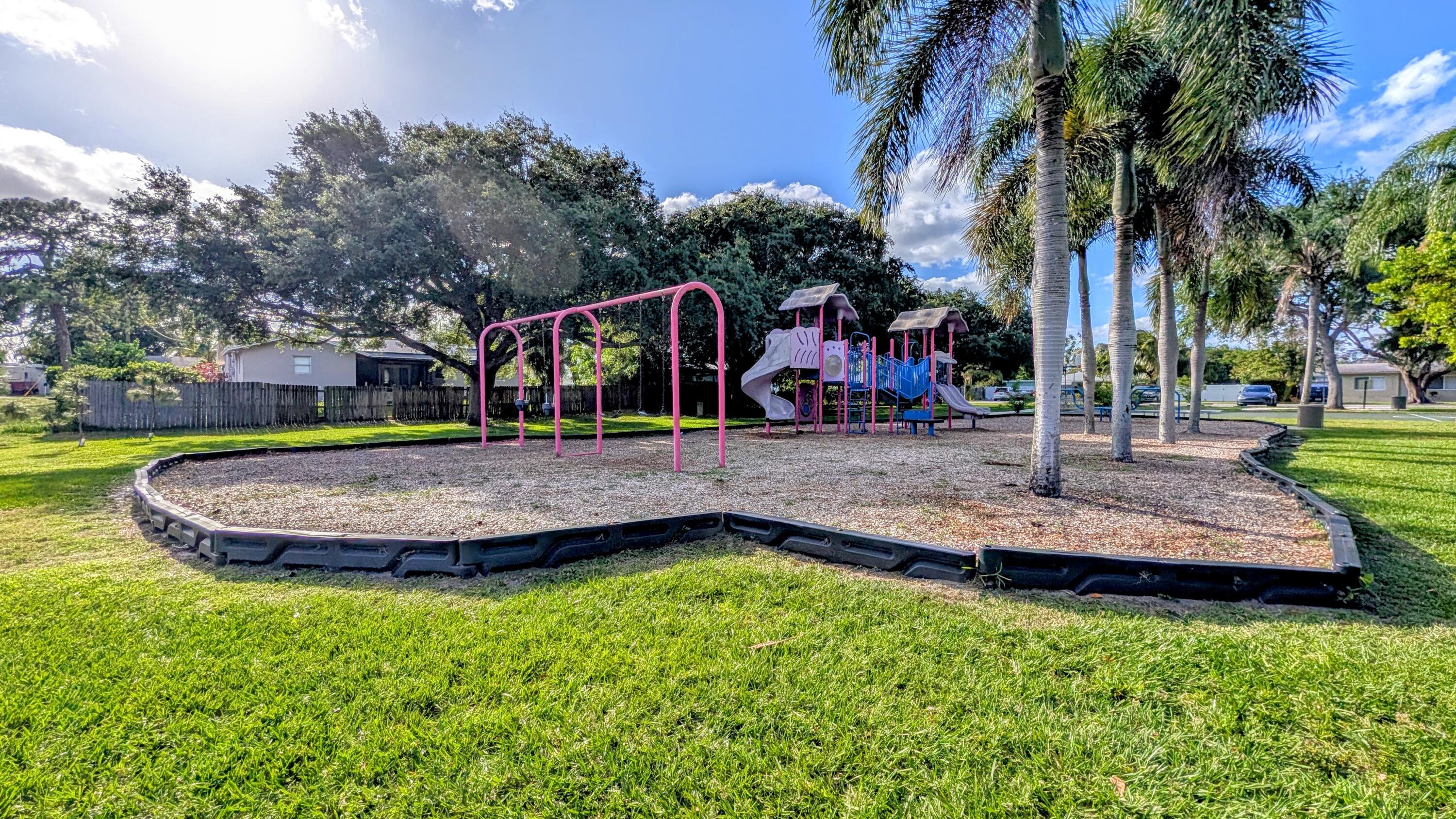 LAUREL HILLS BOYNTON BEACH - Residential Income