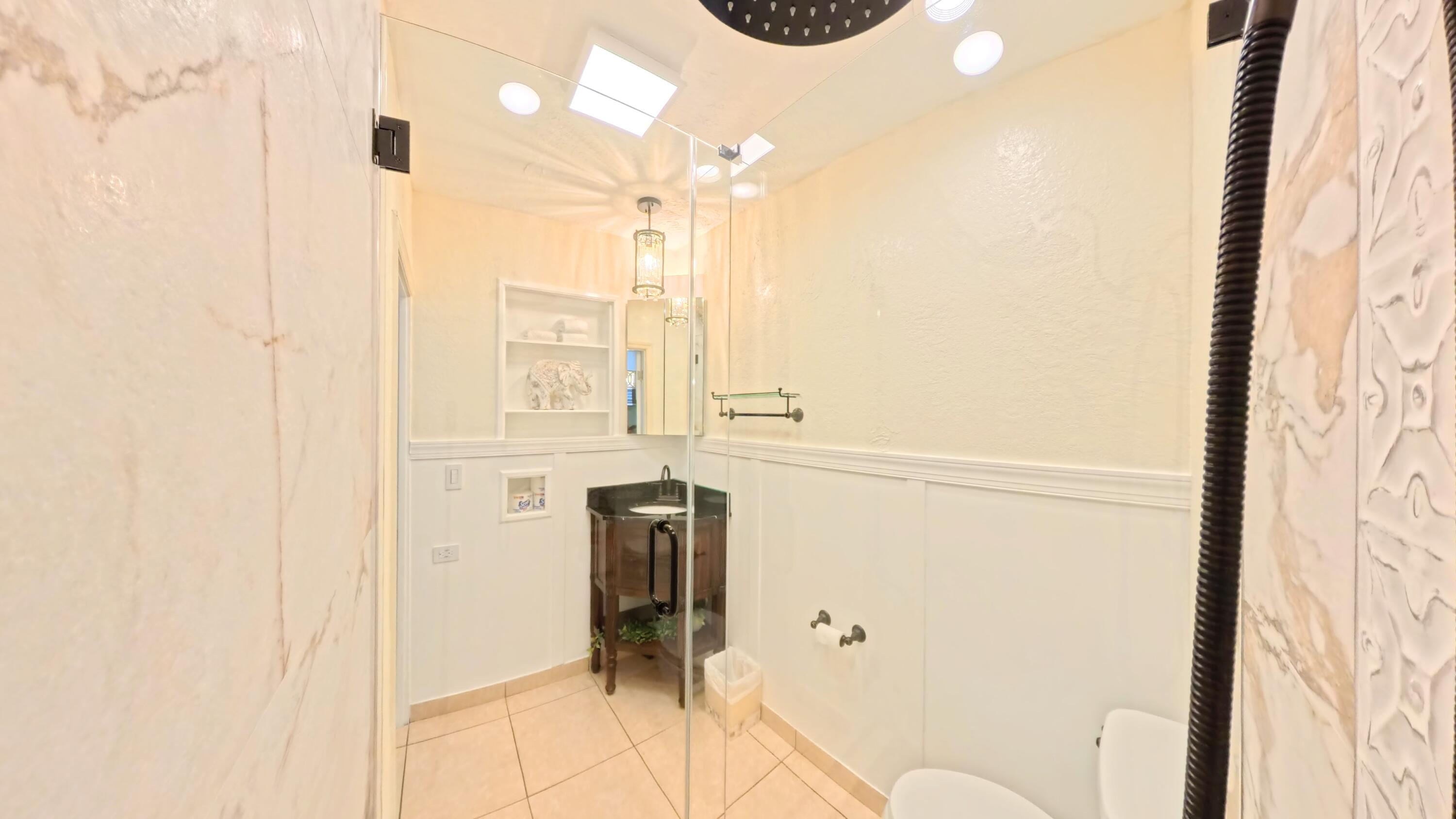 LAUREL HILLS BOYNTON BEACH - Residential Income