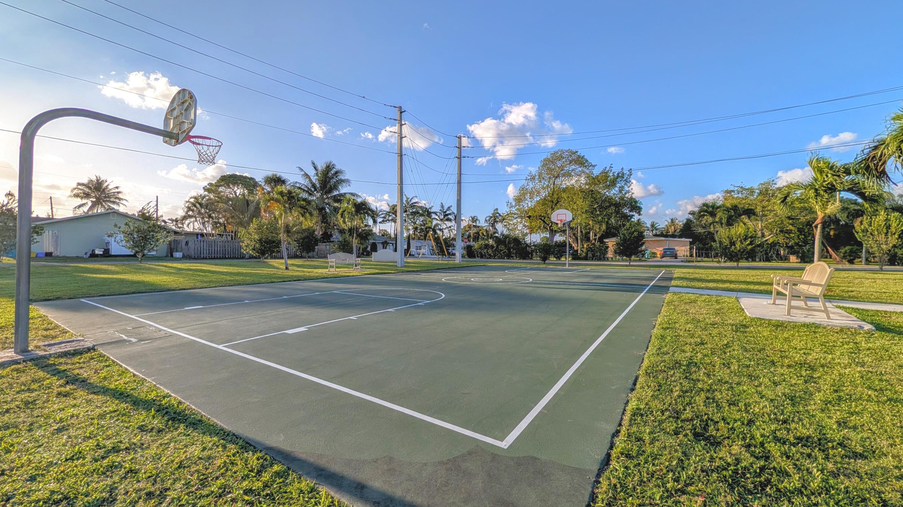LAUREL HILLS BOYNTON BEACH - Residential Income