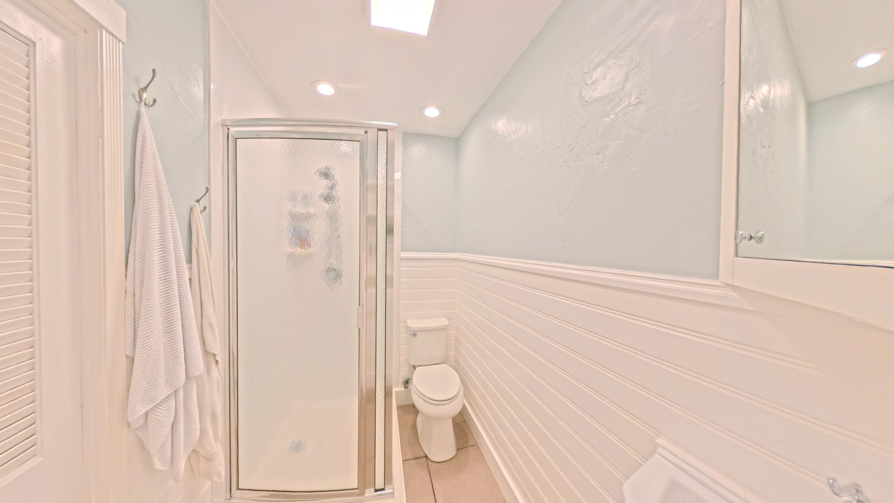 LAUREL HILLS BOYNTON BEACH - Residential Income