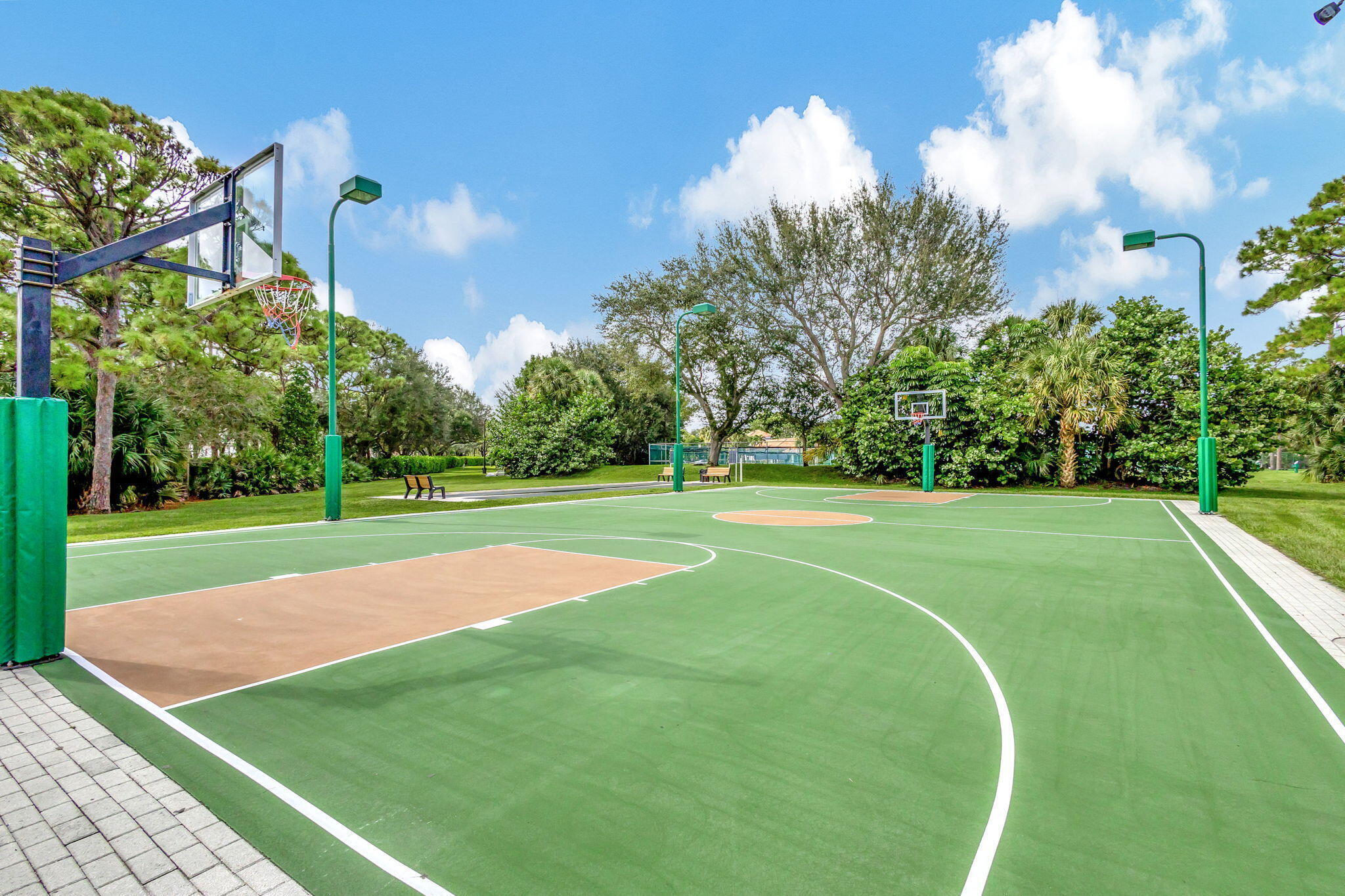 RIVER BRIDGE PAR 2F - Residential