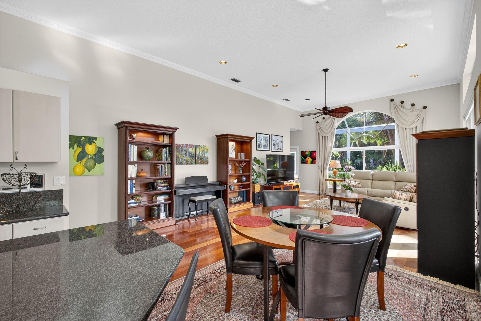 THE ISLAND - Residential