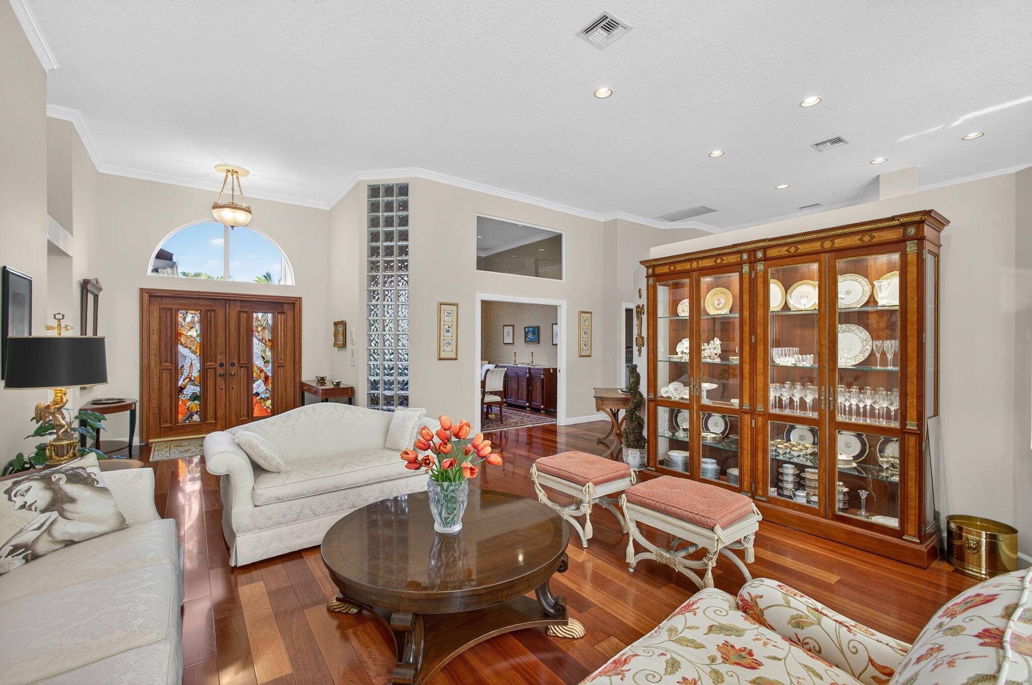 THE ISLAND - Residential