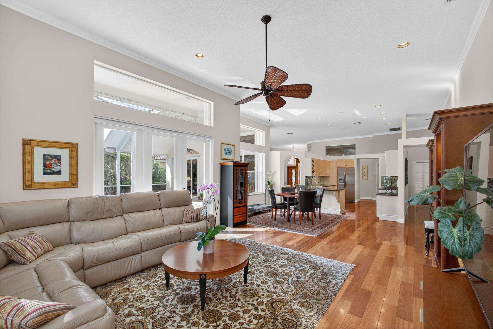 THE ISLAND - Residential