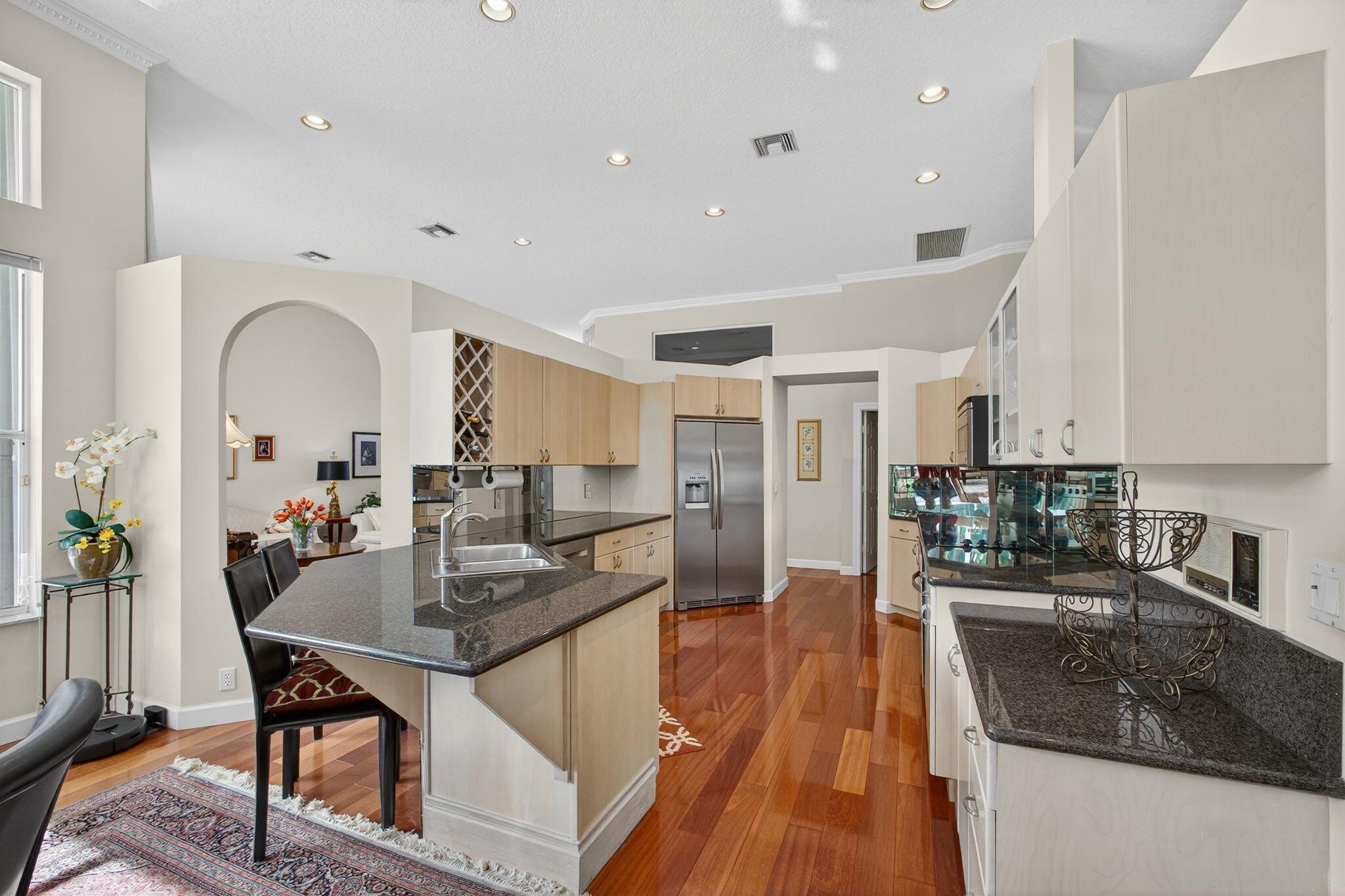 THE ISLAND - Residential