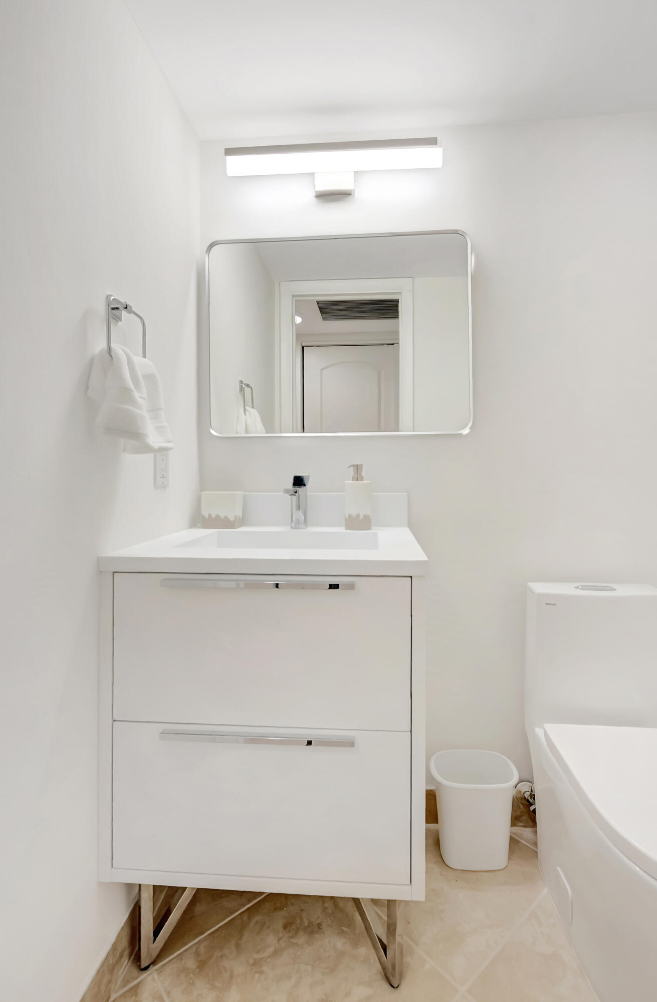 YARMOUTH AT CENTURY VILLAGE CONDO - Residential