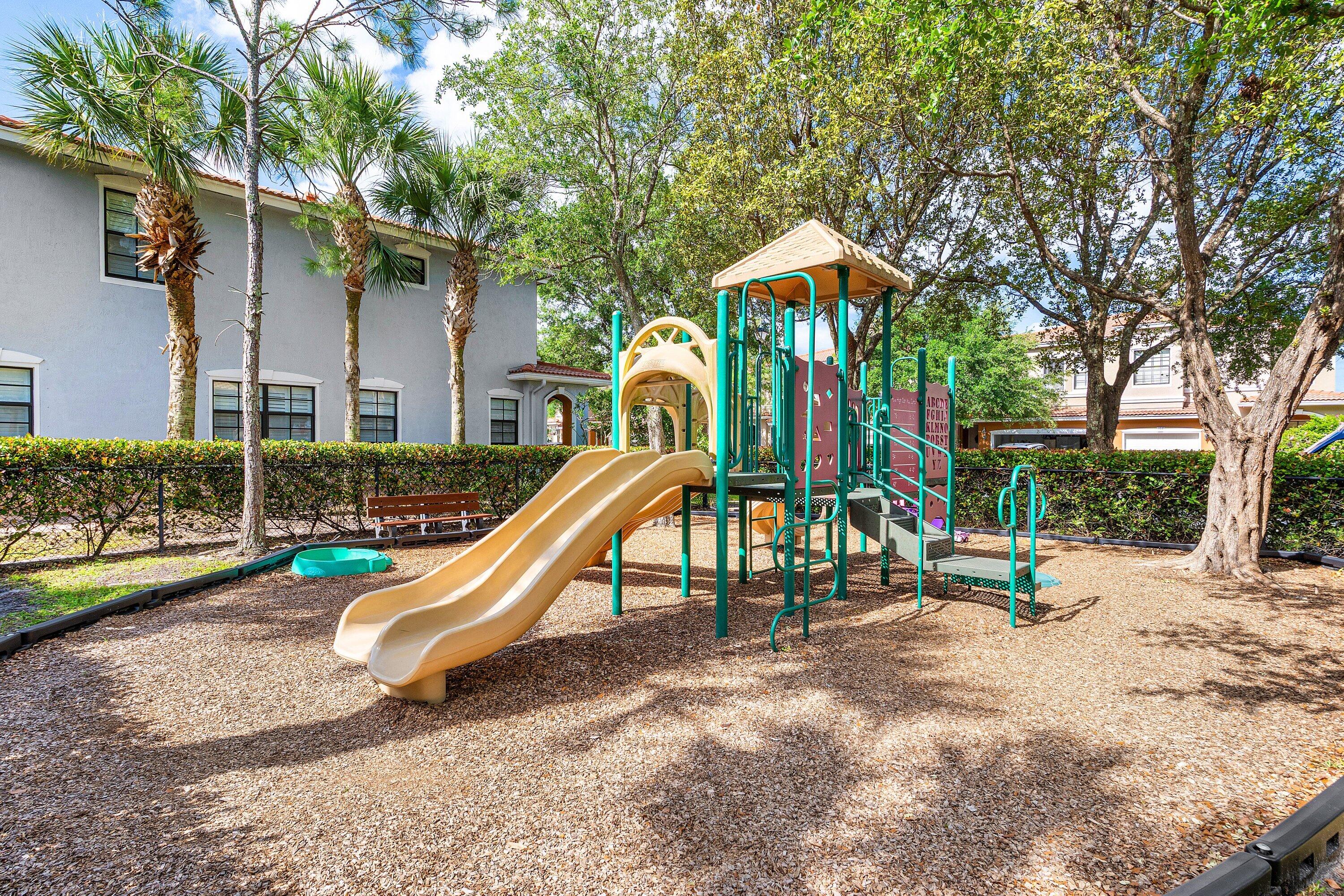 Gramercy Square - Residential