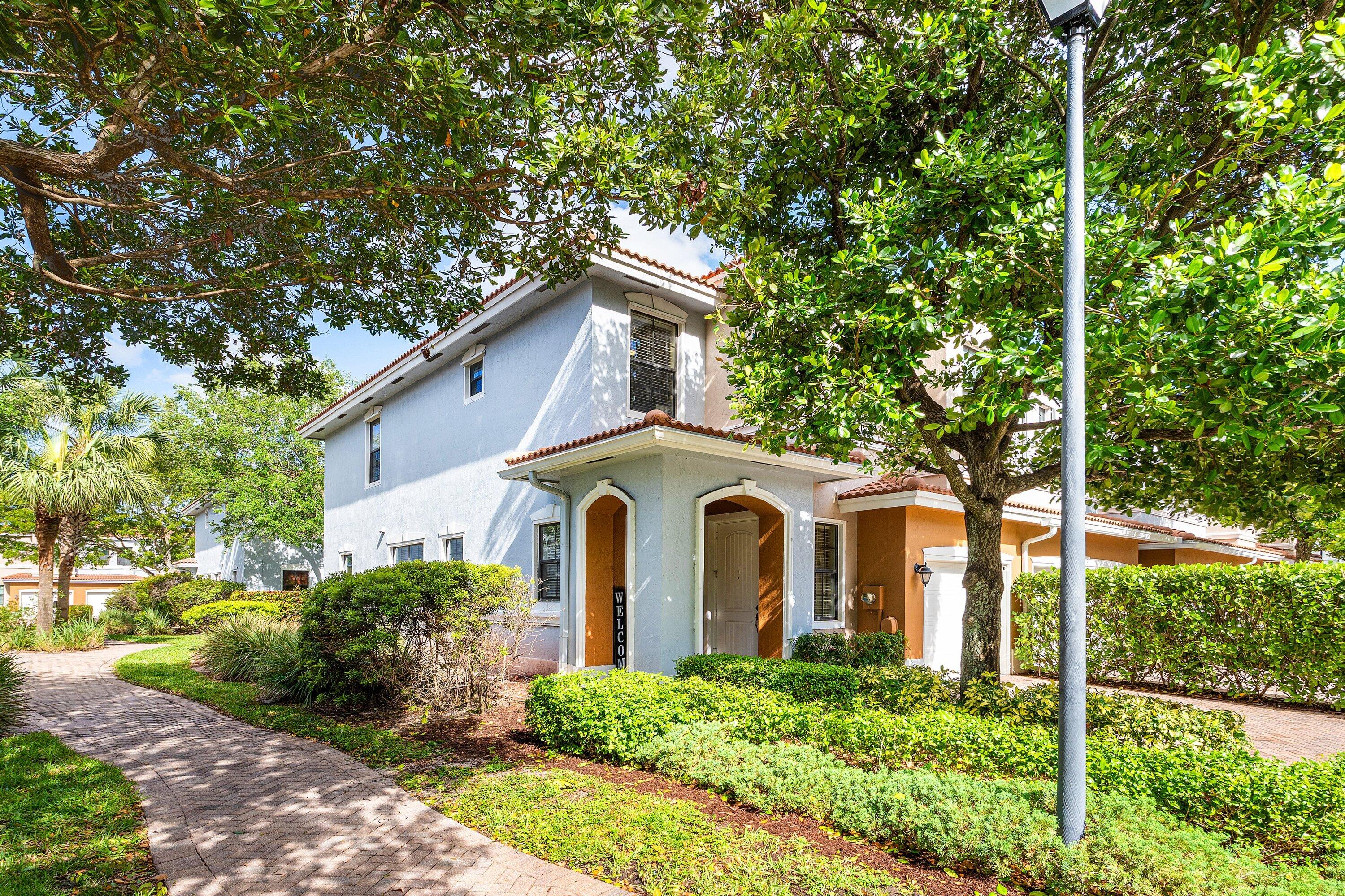 Gramercy Square - Residential