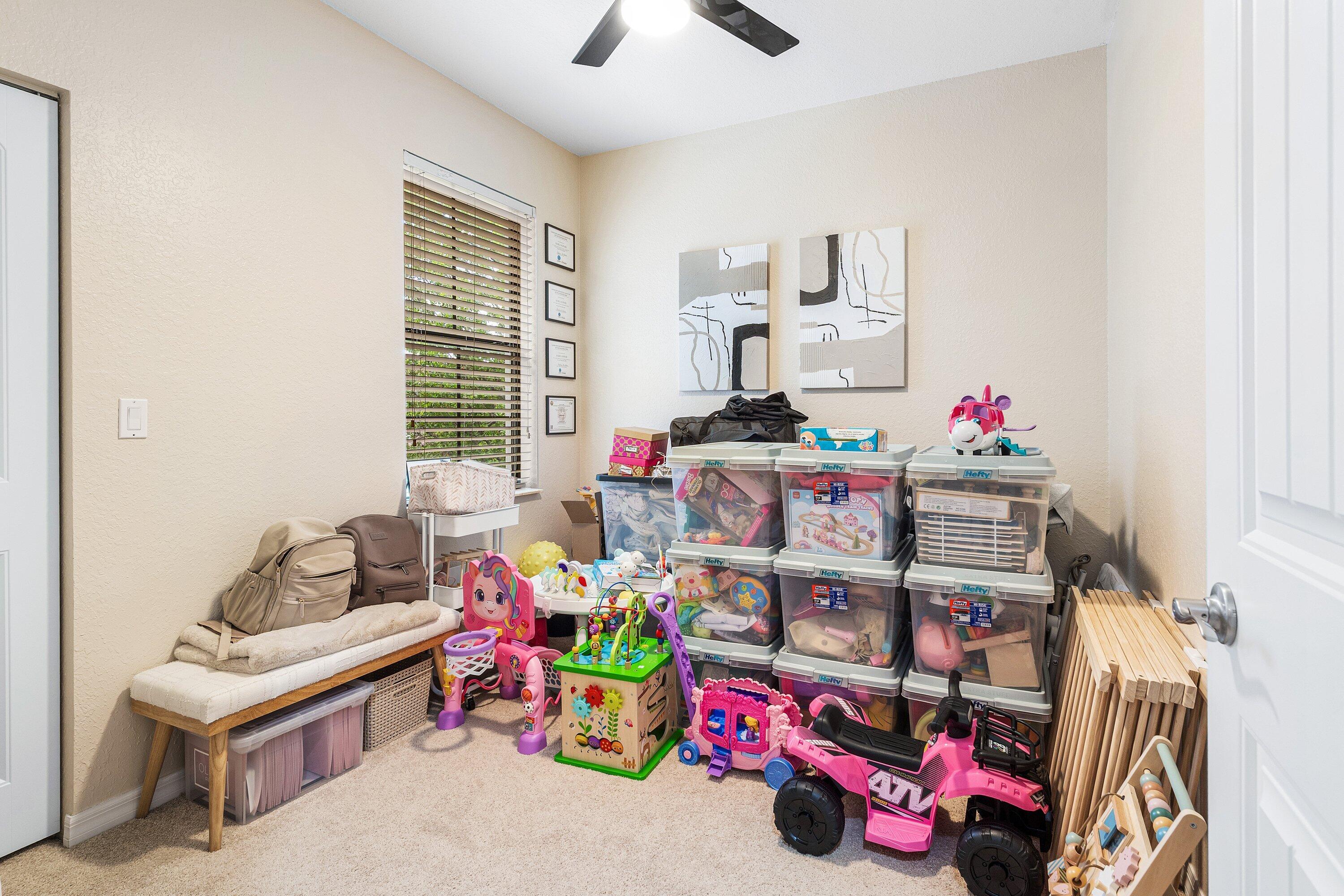 Gramercy Square - Residential