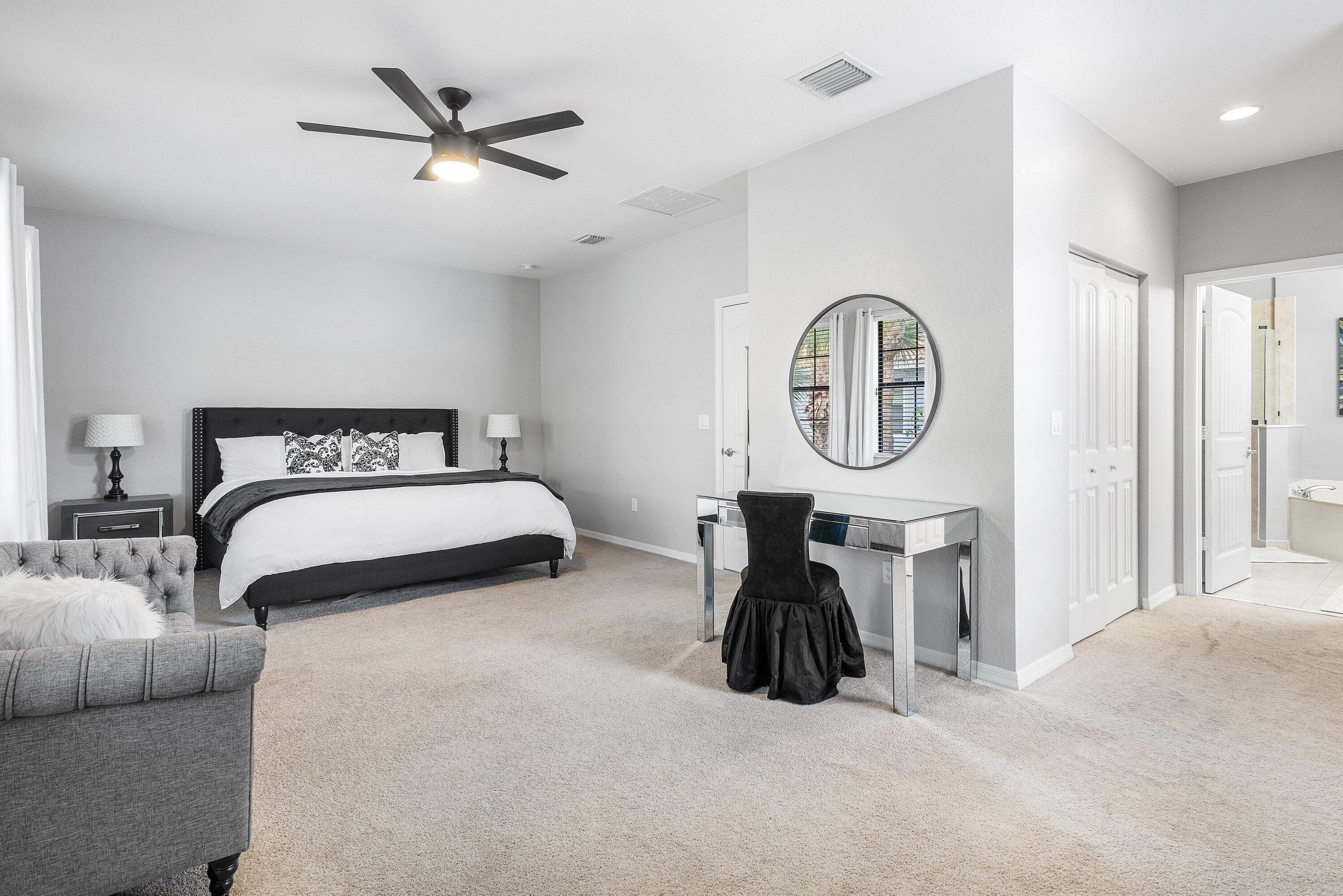 Gramercy Square - Residential