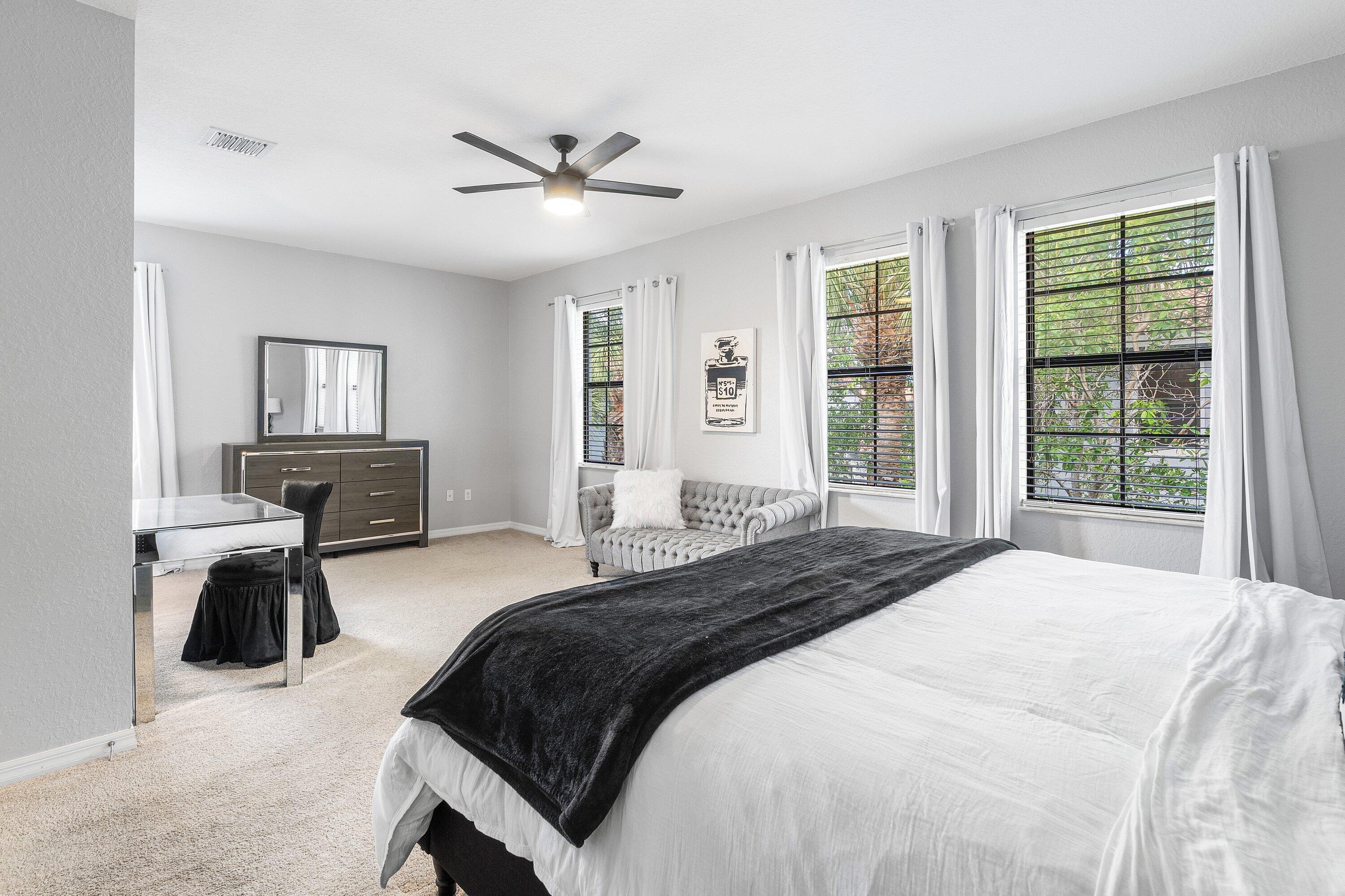 Gramercy Square - Residential