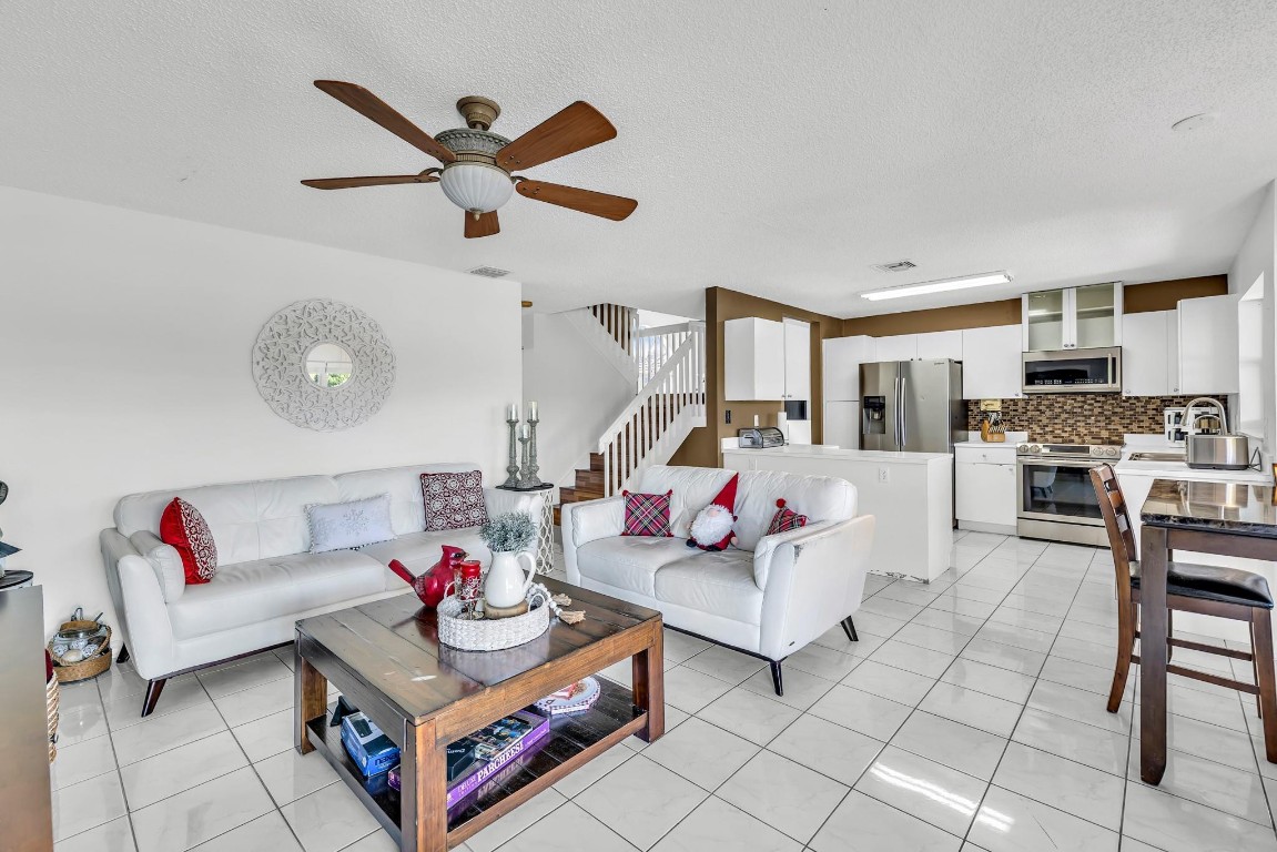 Silver Lakes Ph II Rep - Residential