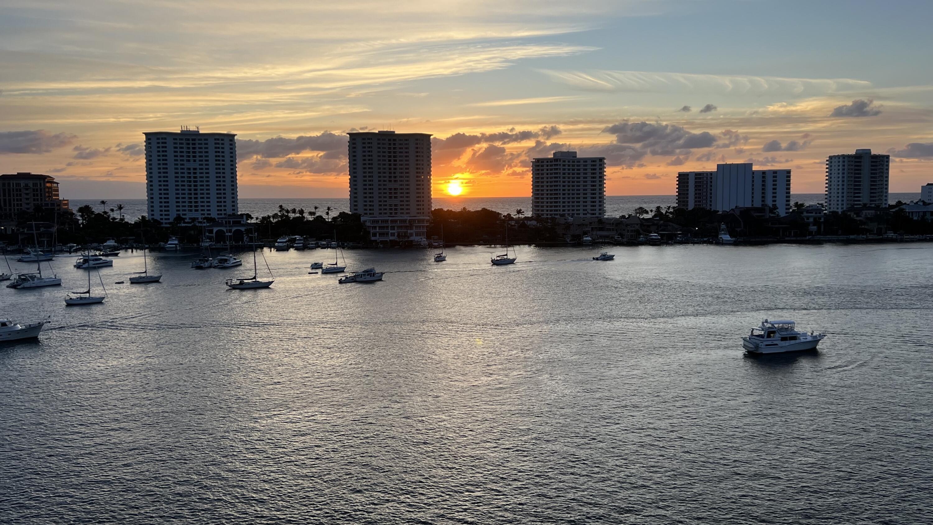 MIZNER TOWER - Residential