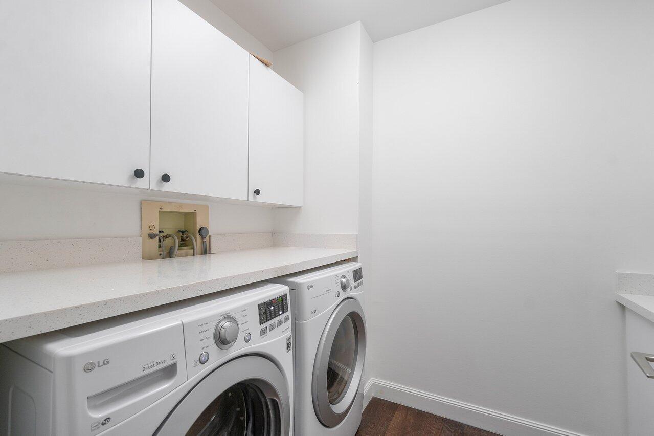 MIZNER TOWER - Residential