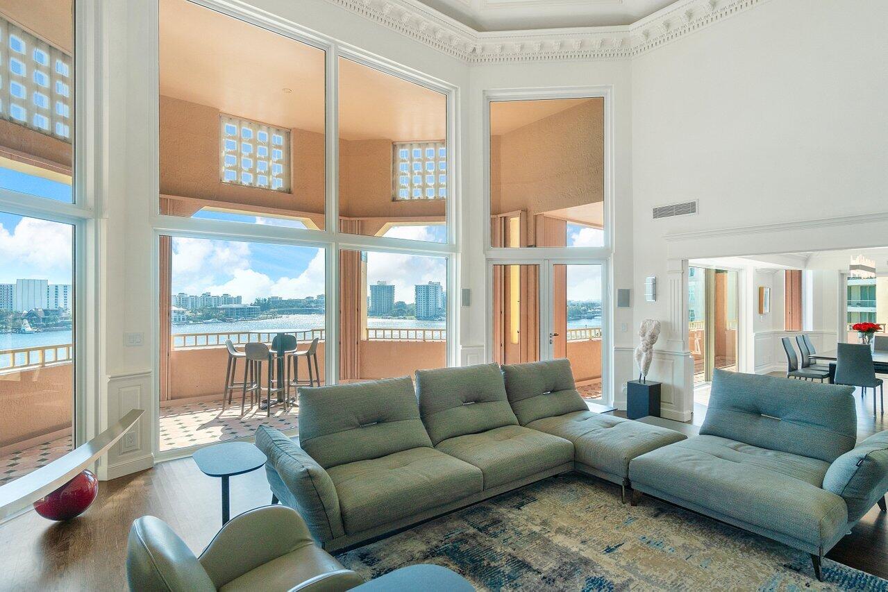 MIZNER TOWER - Residential