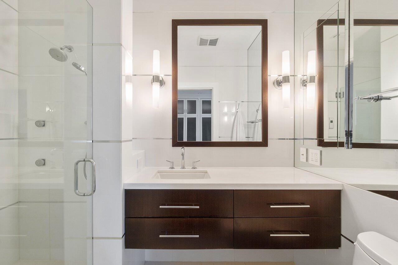 MIZNER TOWER - Residential