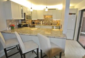 JUPITER PLANTATION - Residential Lease