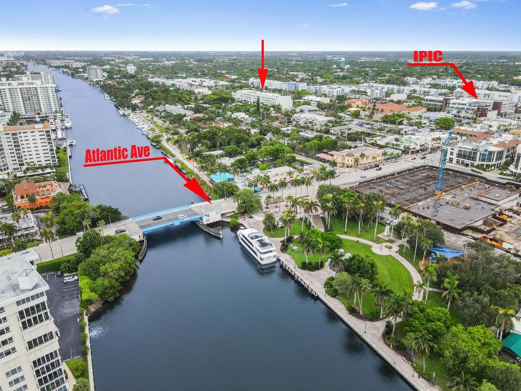 Photo of 235 SE 5th Avenue, Delray Beach, FL 33483 (MLS # R11095511)