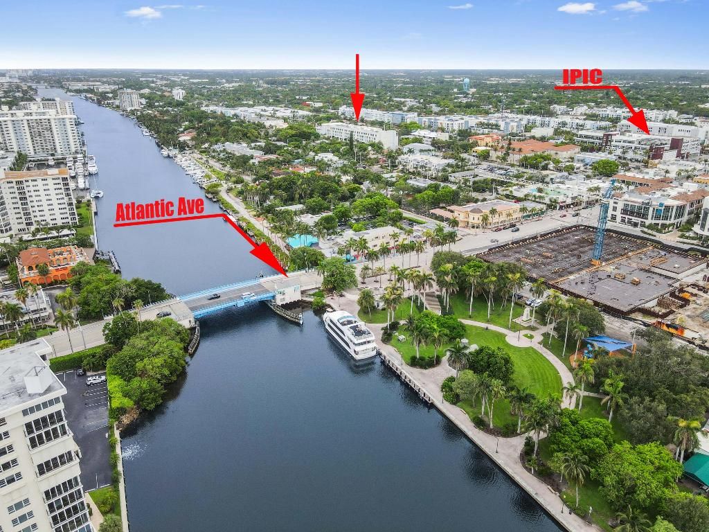 Photo of 235 SE 5th Avenue, Delray Beach, FL 33483 (MLS # R11095511)