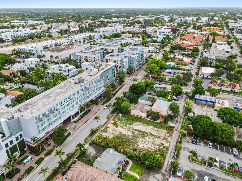 DELRAY TOWN OF - Land