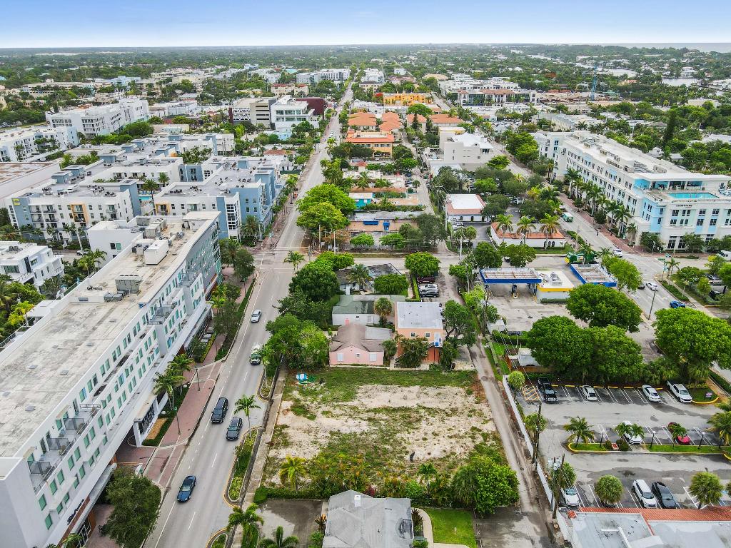 DELRAY TOWN OF - Land