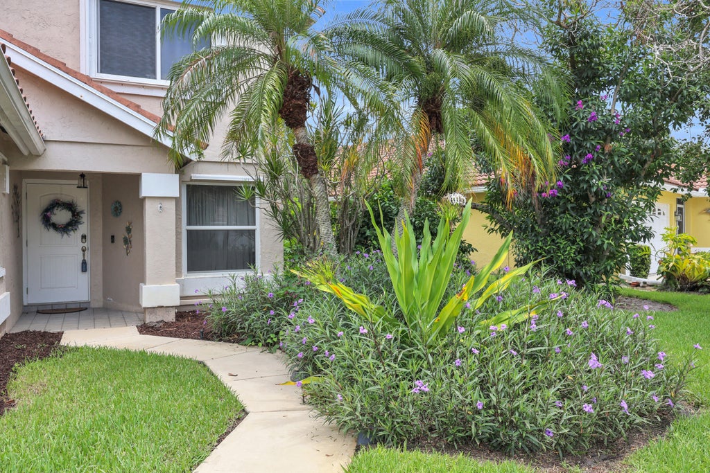 Photo of 2195 SW Shoal Creek Trace, Palm City, FL 34990 (MLS # B26057985)