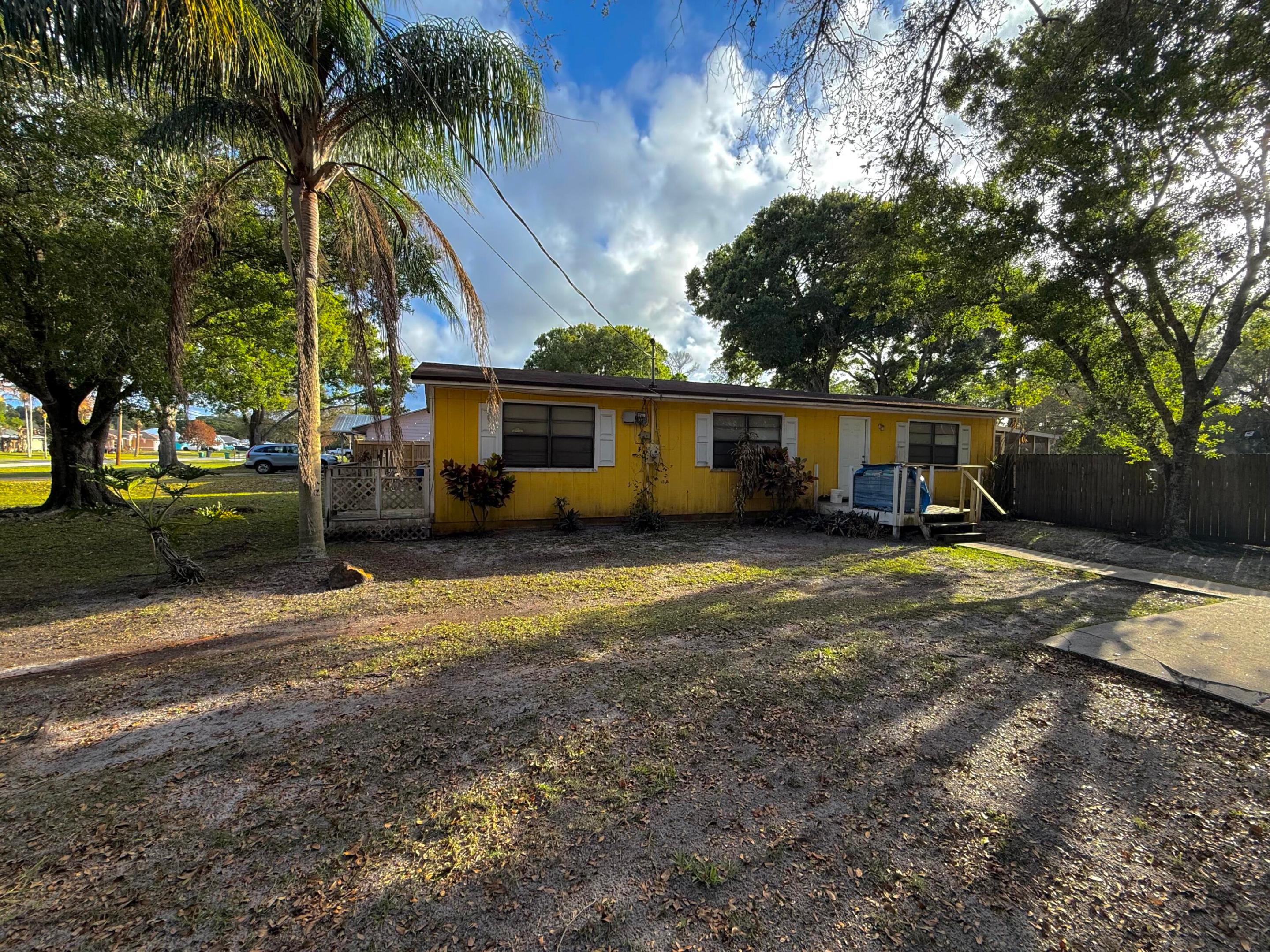 INDIAN RIVER ESTATES UNIT 4 - Residential