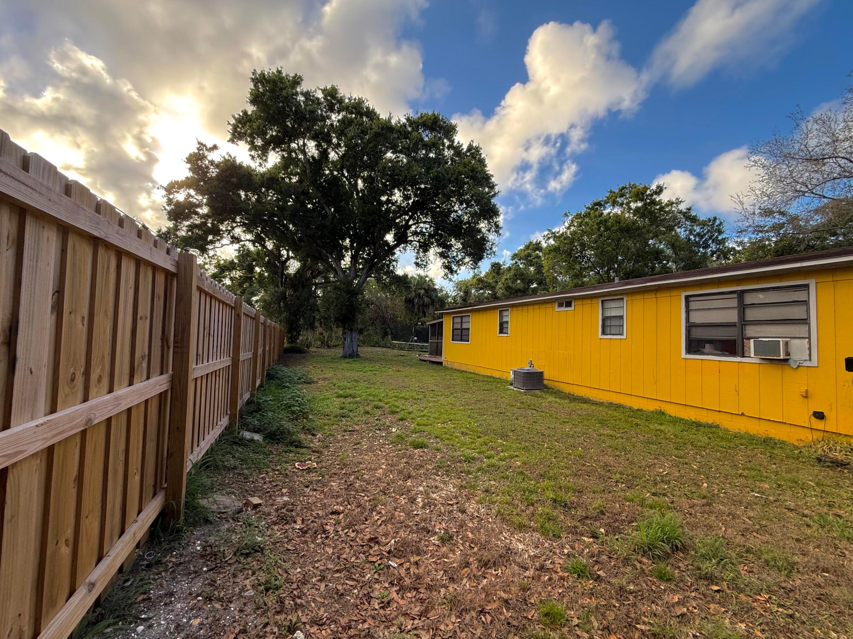 INDIAN RIVER ESTATES UNIT 4 - Residential