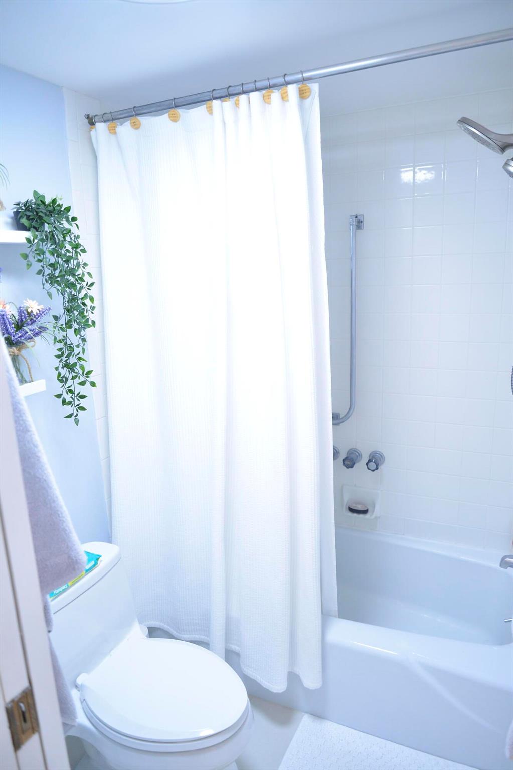 BOUNDBROOK CONDO S - Residential