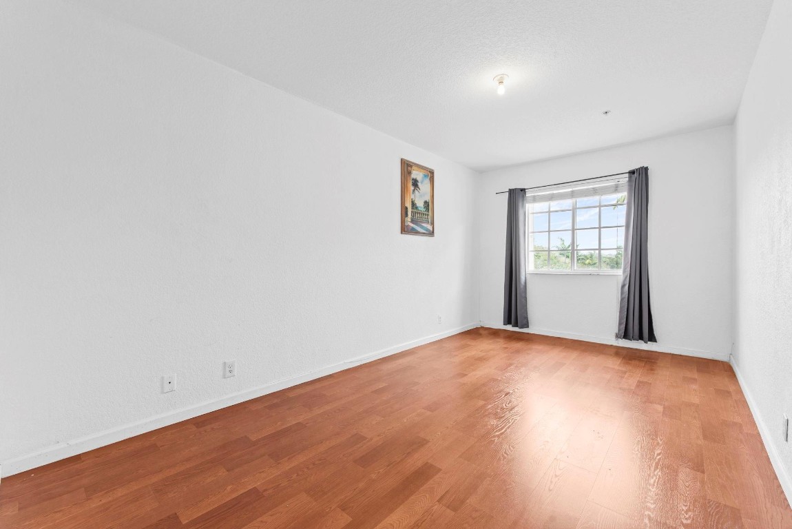 Georgetown 176-58 B - Residential Lease