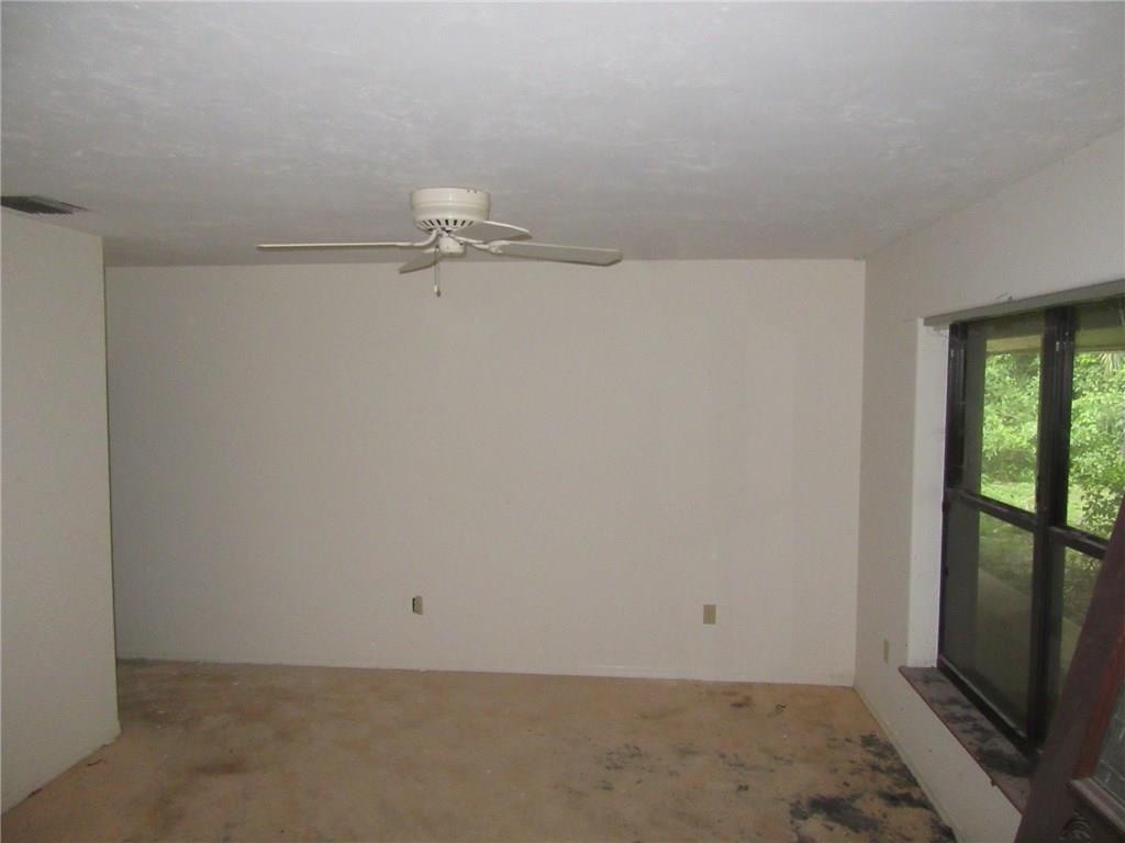 Acreage & Unrec - Residential